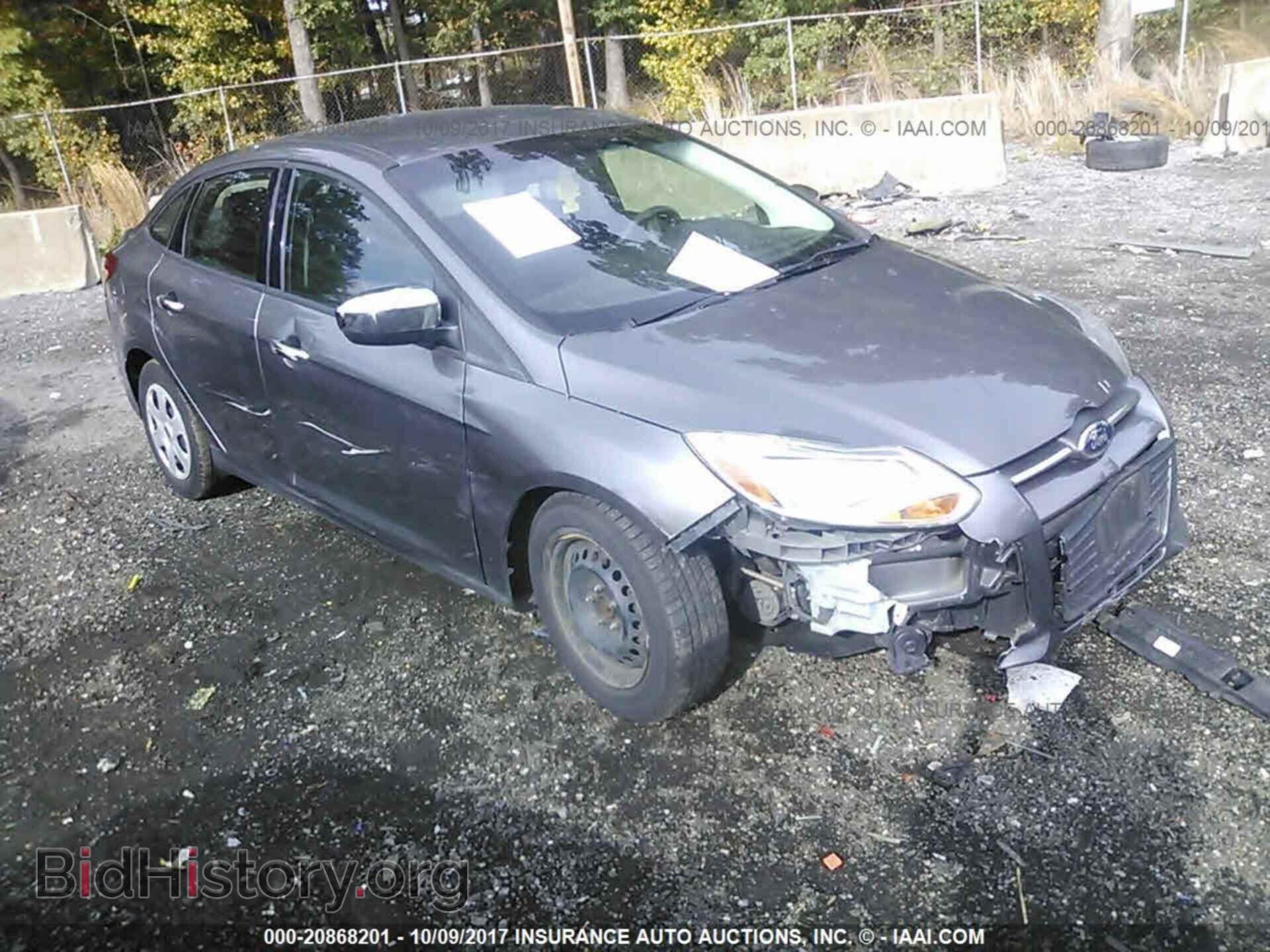 Photo 1FAHP3E27CL399623 - Ford Focus 2012