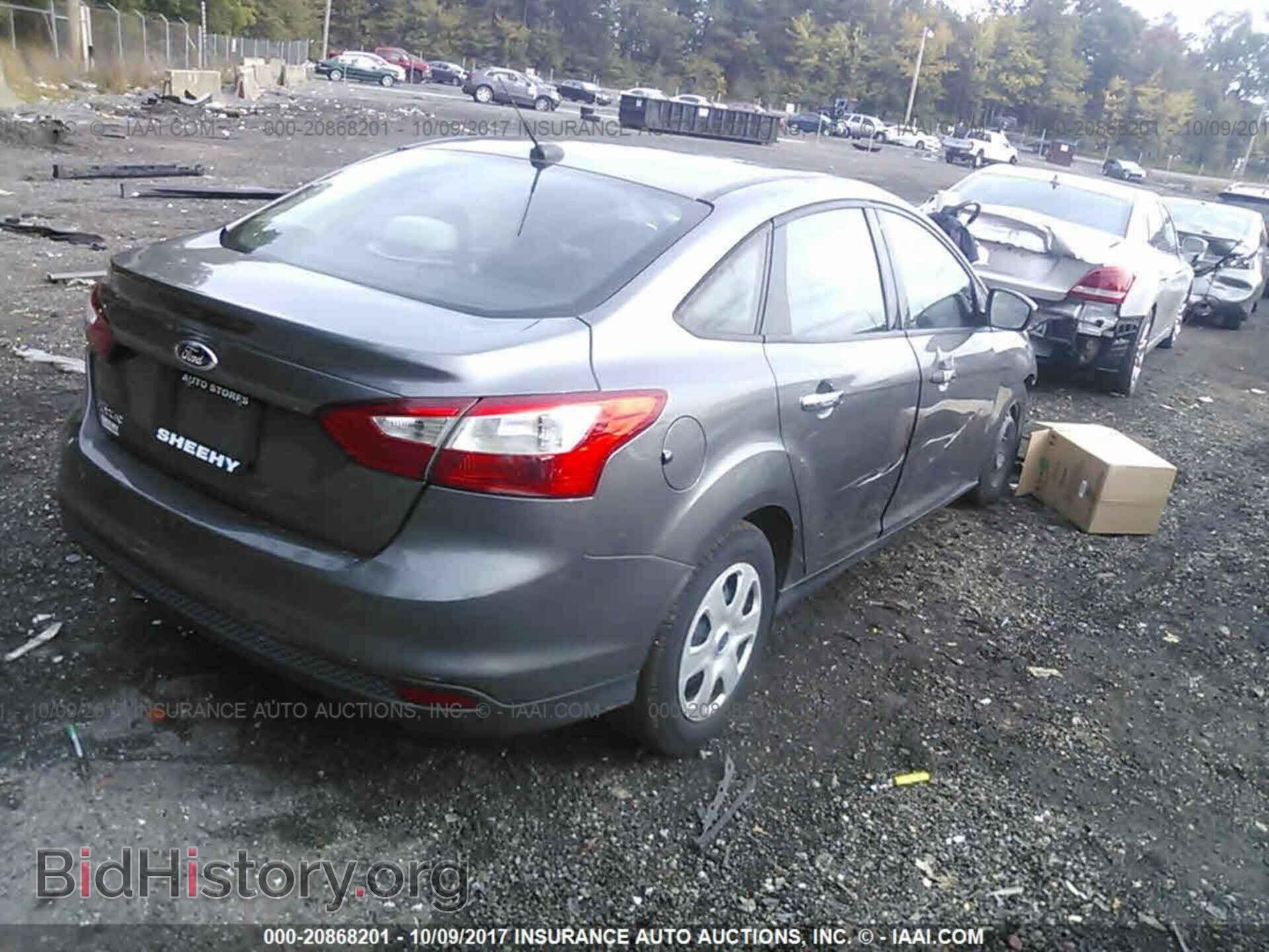 2012 Ford Focus - VIN: 1FAHP3E27CL399623 - Photo 4