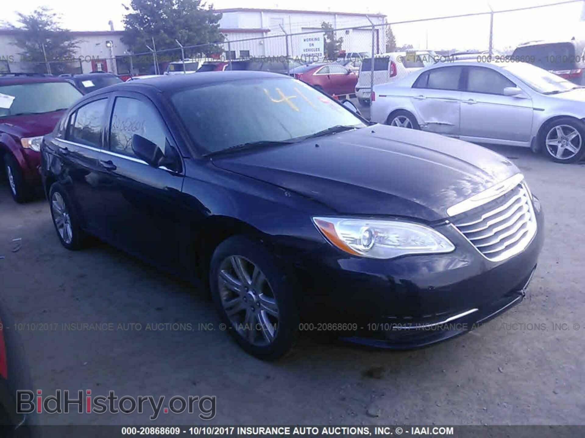 Фотография 1C3CCBBB9CN180945 - Chrysler 200 2012