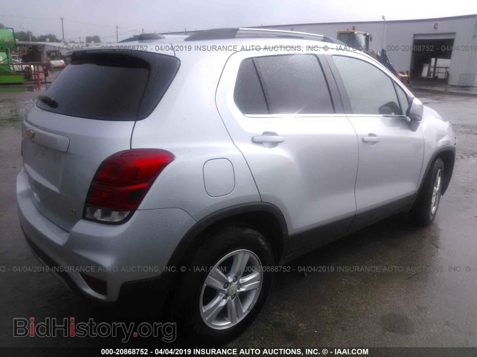 2017 Chevrolet Trax - VIN: 3GNCJLSB7HL144063 - Фото 4