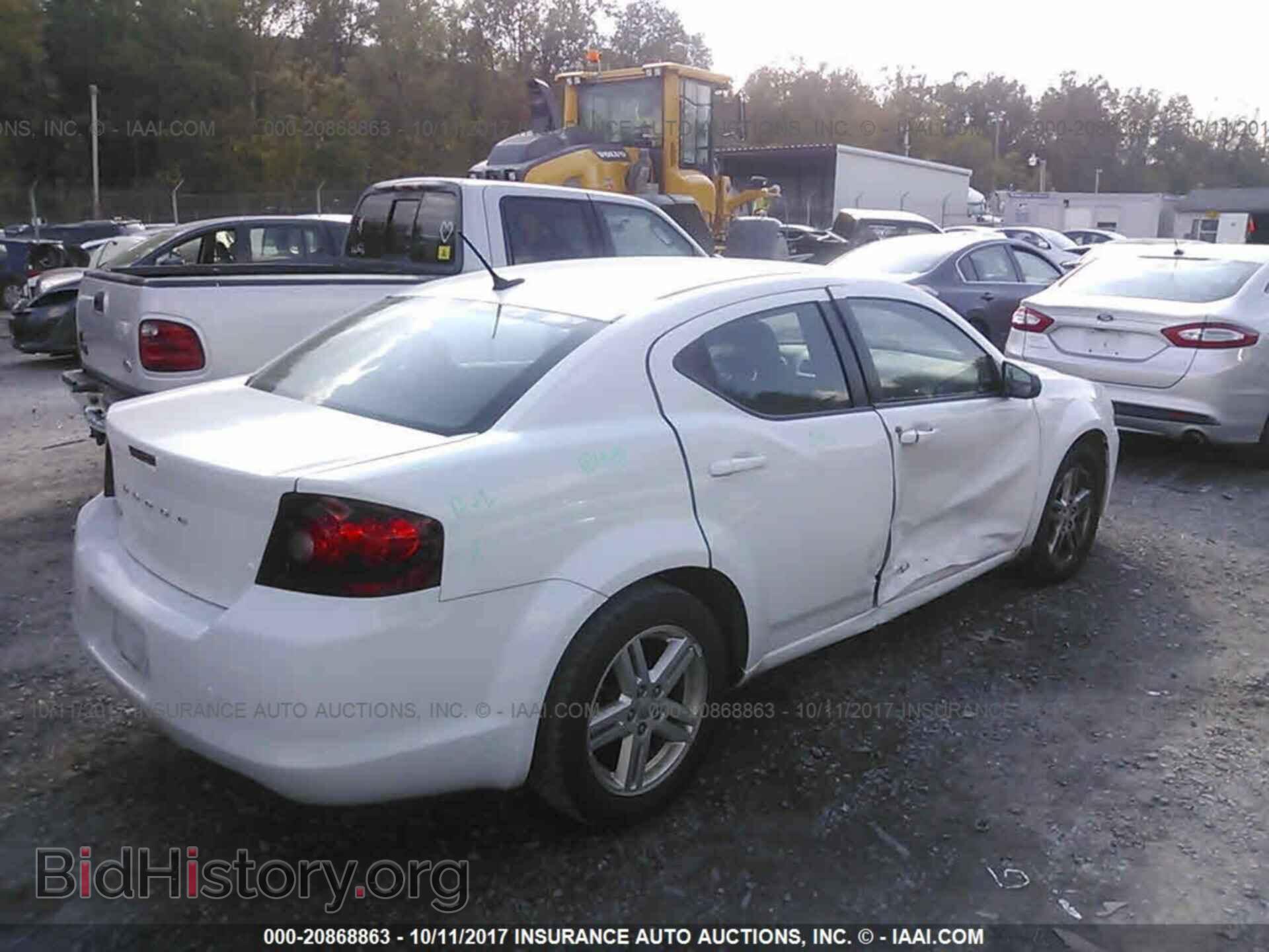 2011 Dodge Avenger - VIN: 1B3BD1FB7BN561704 - Фото 4