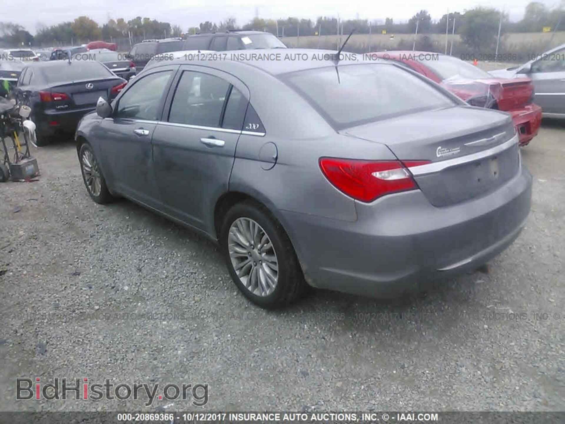2012 Chrysler 200 - VIN: 1C3CCBCG5CN122213 - Photo 3