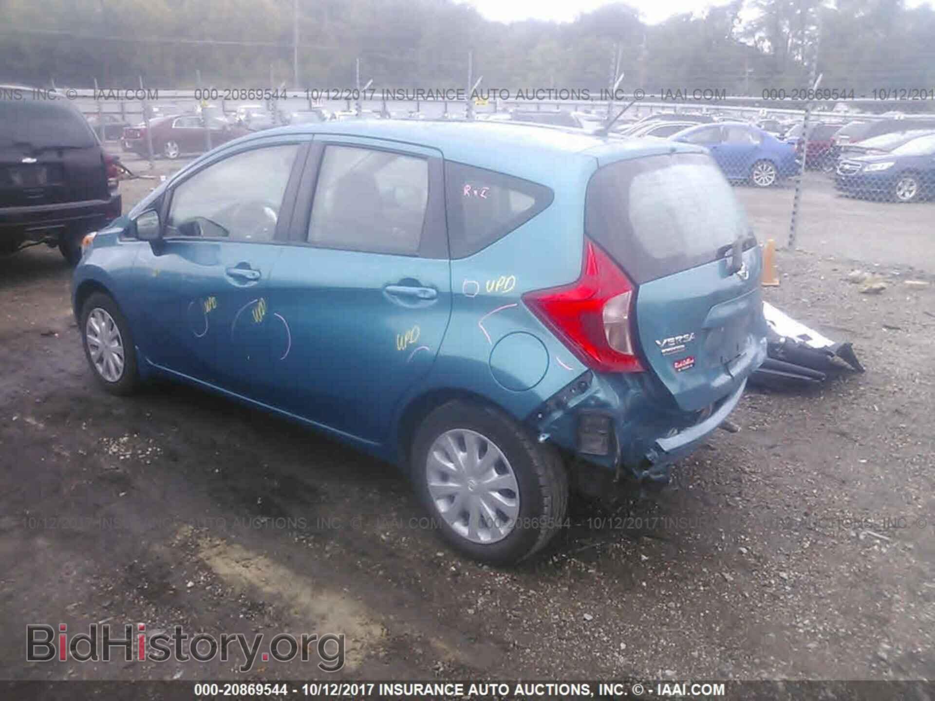 2015 Nissan Versa note - VIN: 3N1CE2CP0FL355669 - Фото 3