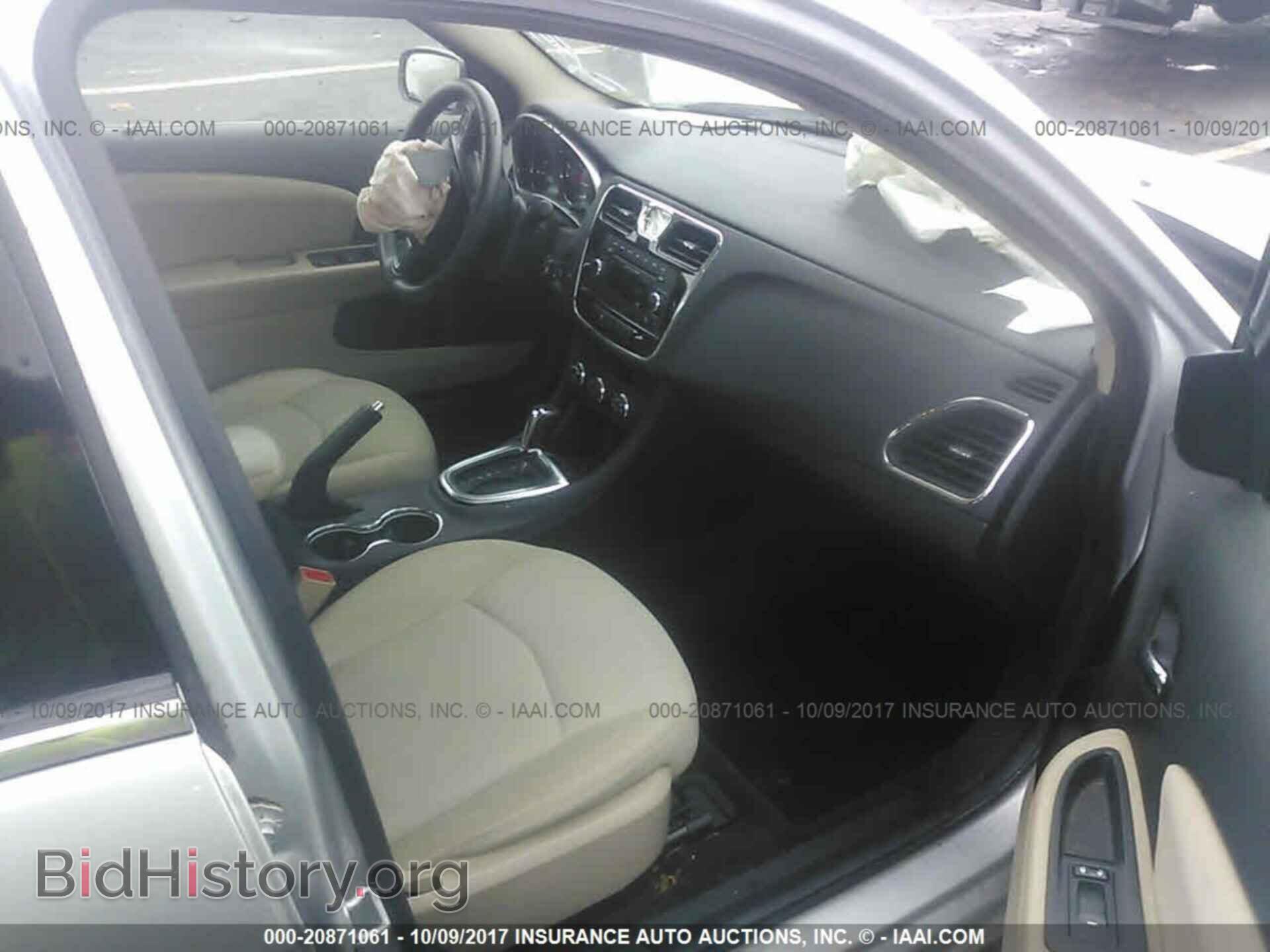 2012 Chrysler 200 - VIN: 1C3CCBAB3CN222821 - Фото 5