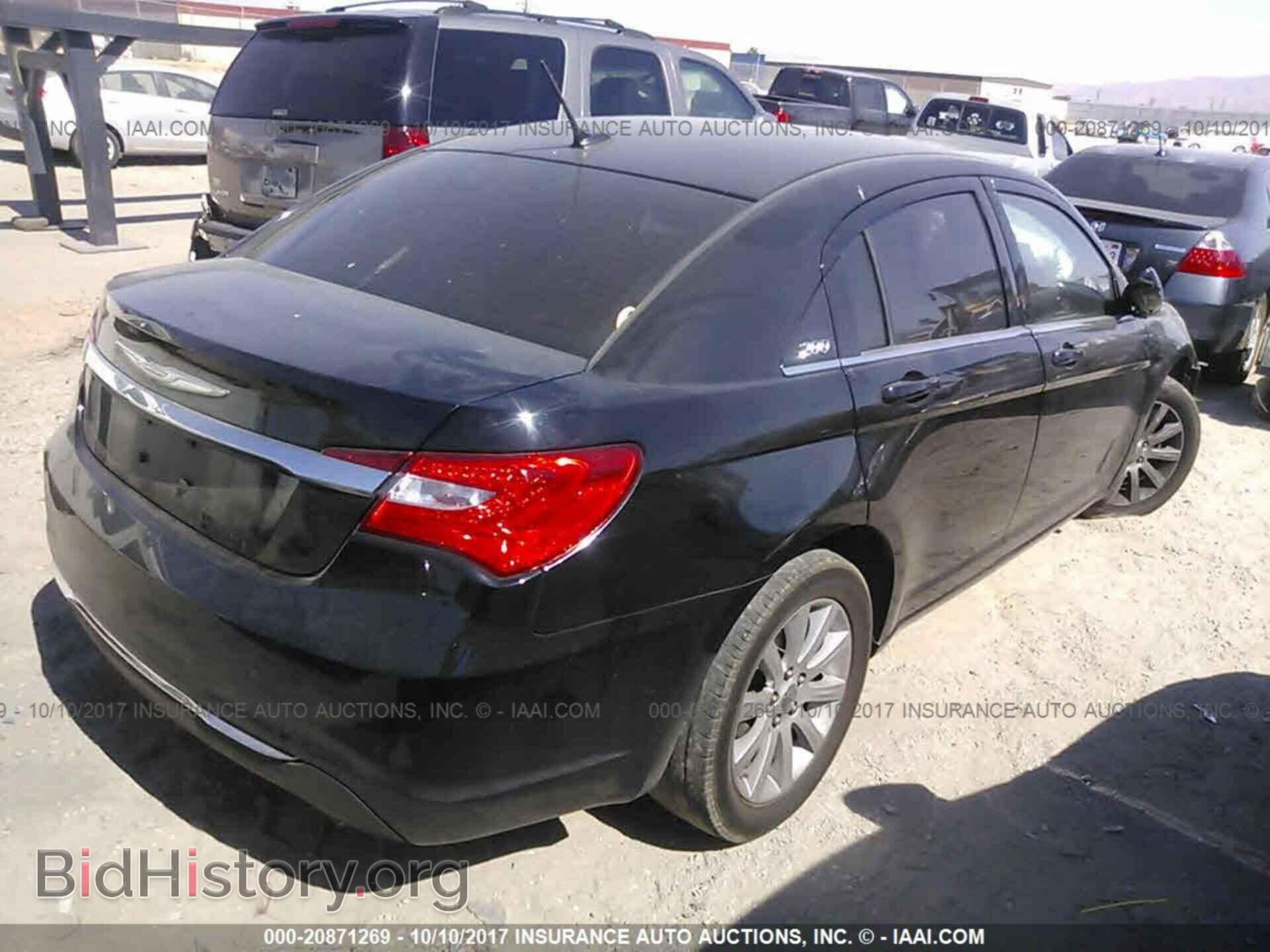 2011 Chrysler 200 - VIN: 1C3BC1FG9BN548244 - Photo 4