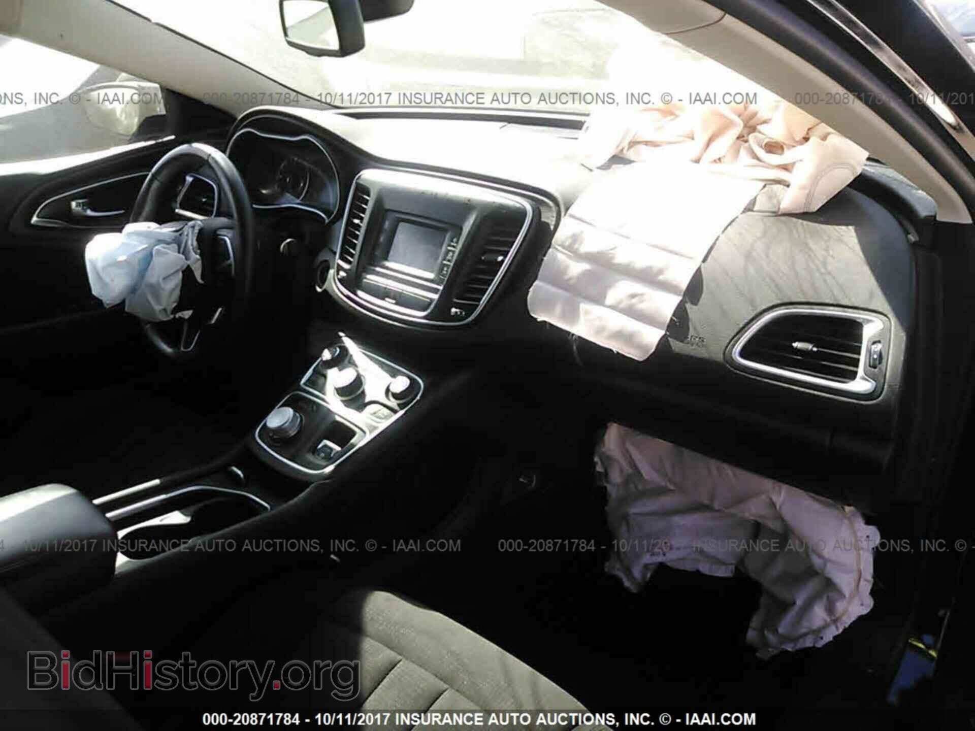 2016 Chrysler 200 - VIN: 1C3CCCAB9GN102730 - Фото 5