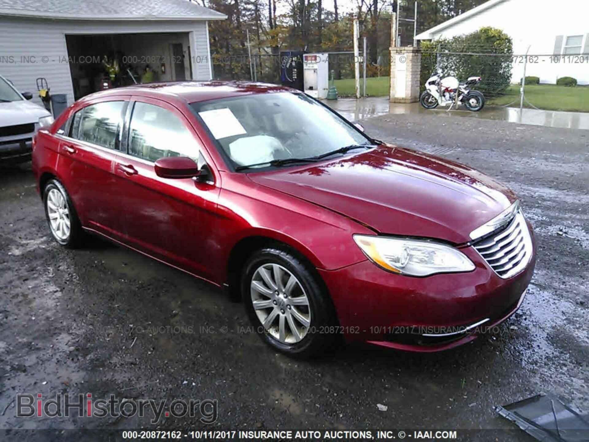 Photo 1C3BC1FB8BN590344 - Chrysler 200 2011