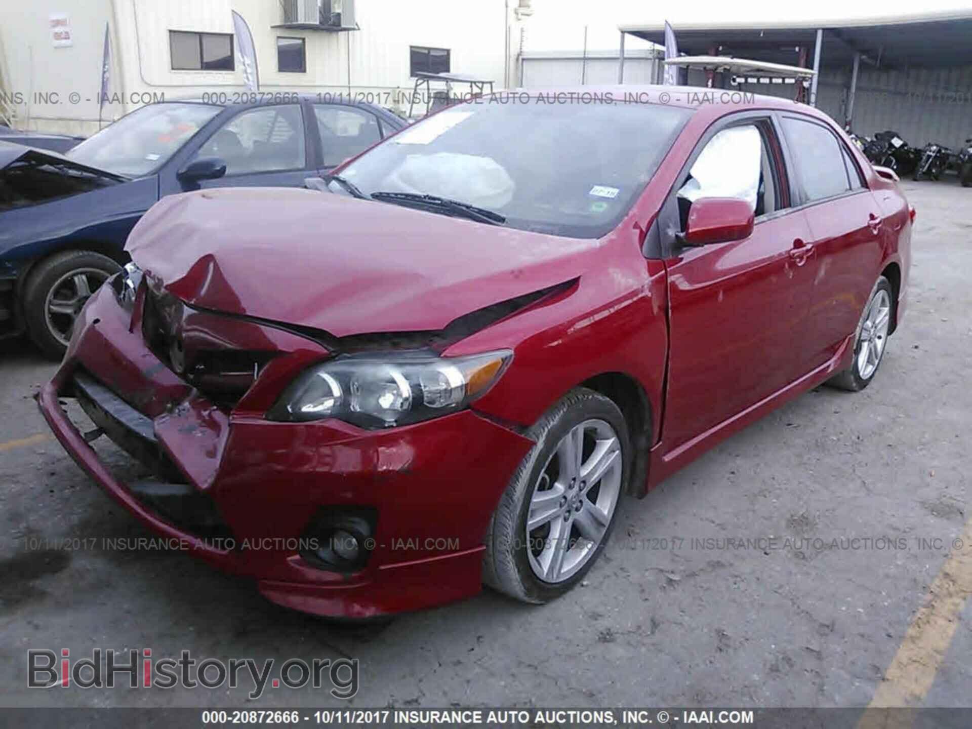 2013 Toyota Corolla - VIN: 5YFBU4EEXDP217382 - Photo 2
