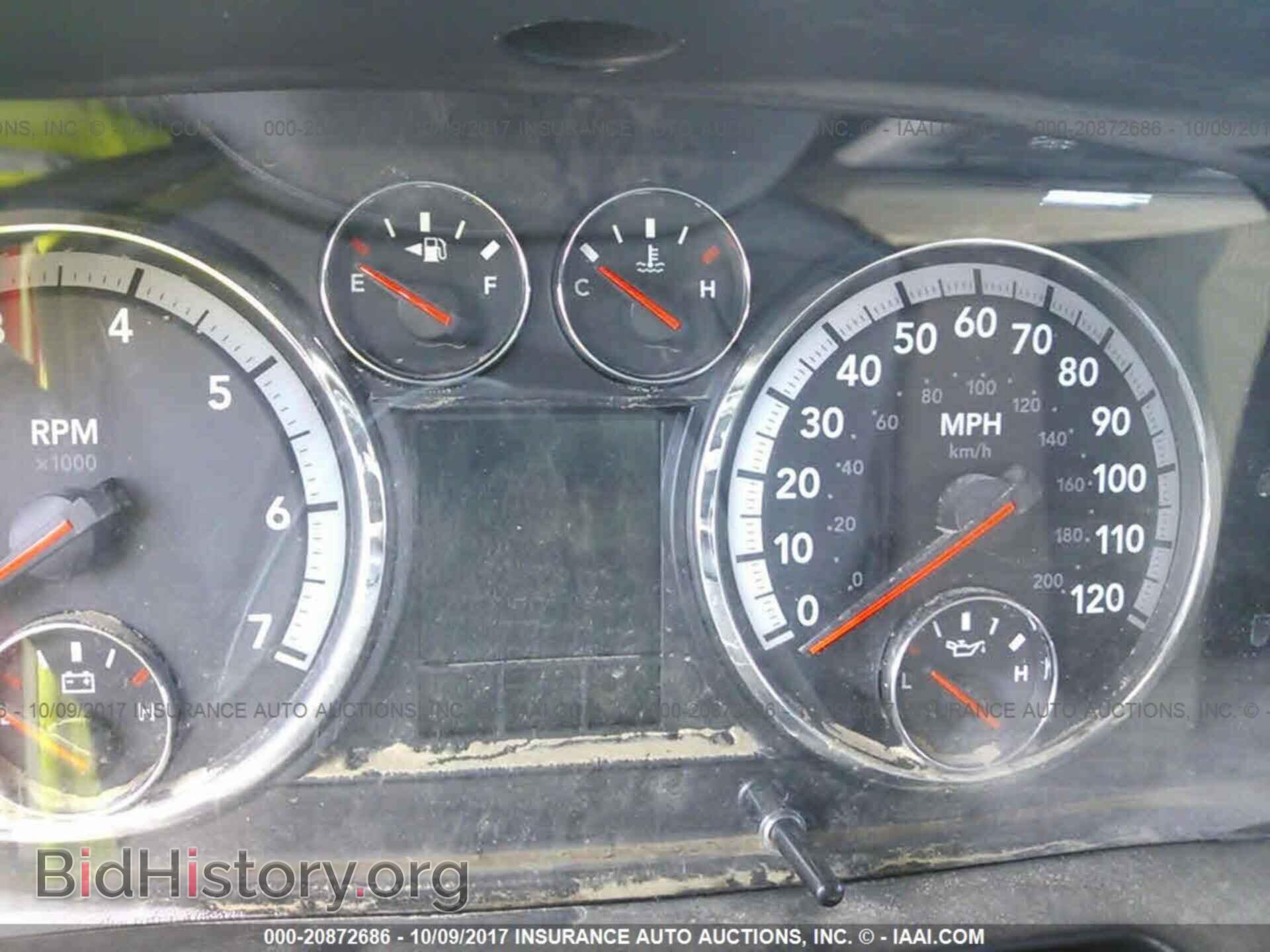 2011 Dodge Ram 1500 - VIN: 1D7RB1CT5BS569887 - Фото 7