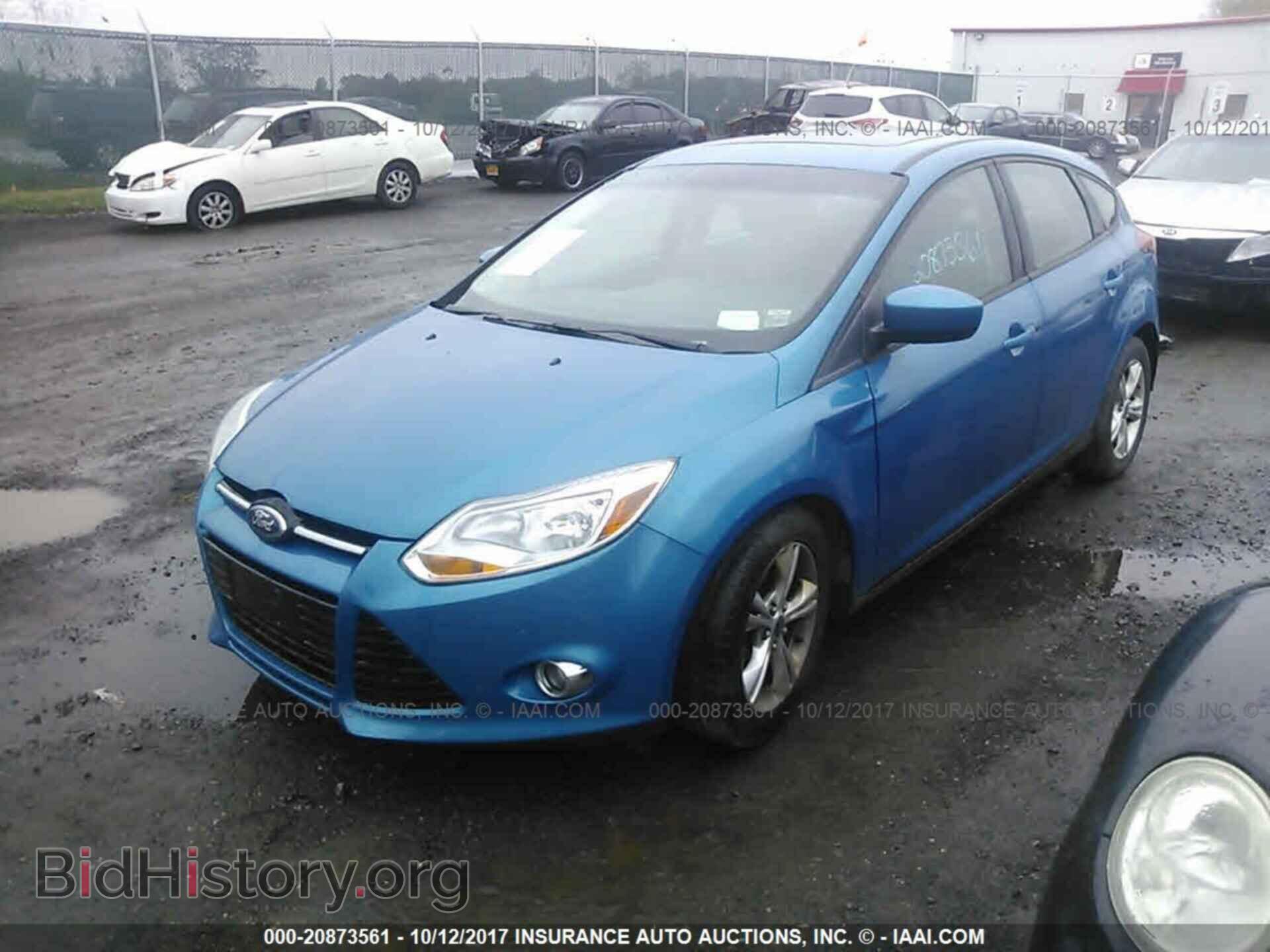 2012 Ford Focus - VIN: 1FAHP3K28CL432682 - Photo 2