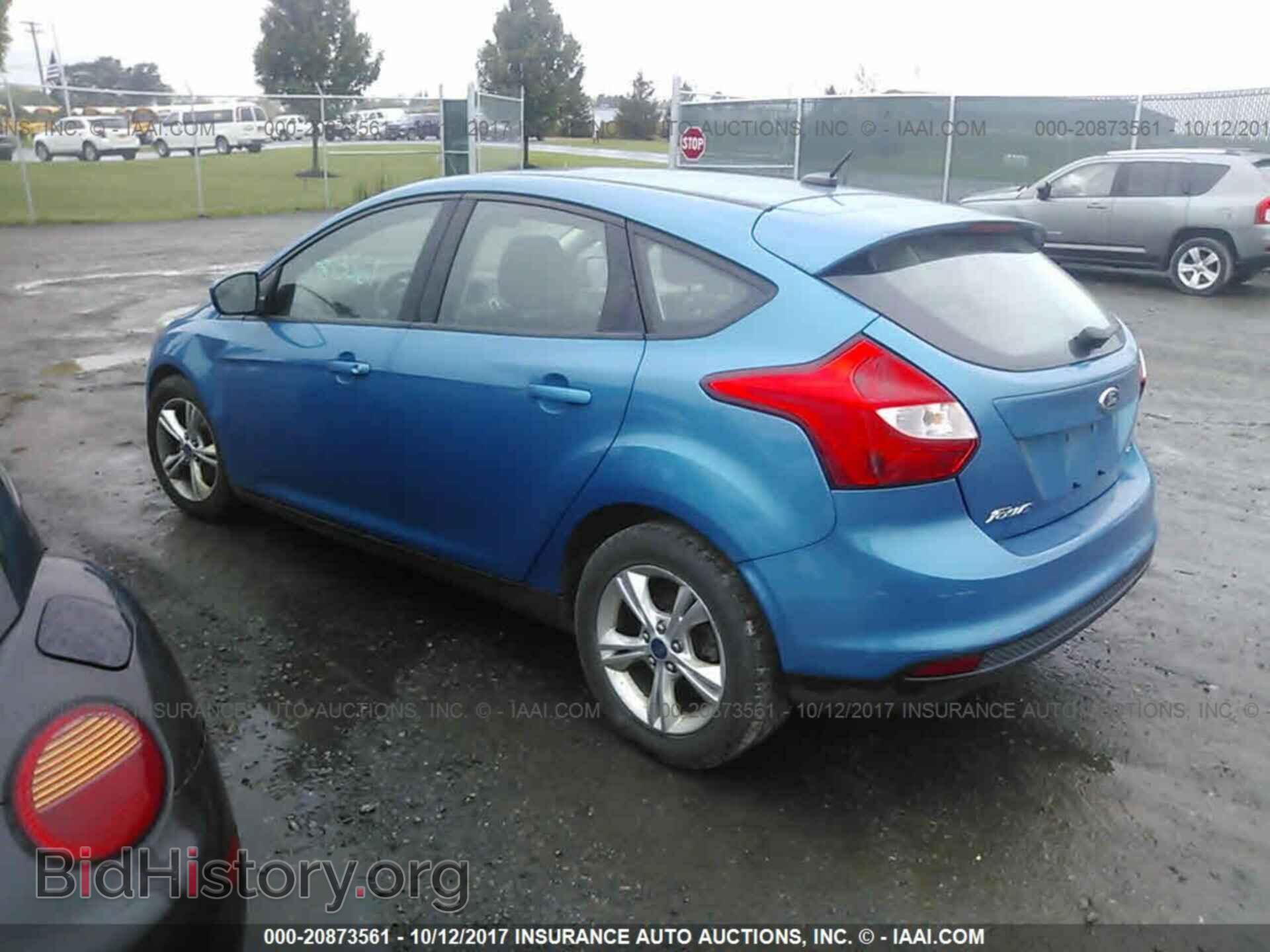 2012 Ford Focus - VIN: 1FAHP3K28CL432682 - Photo 3