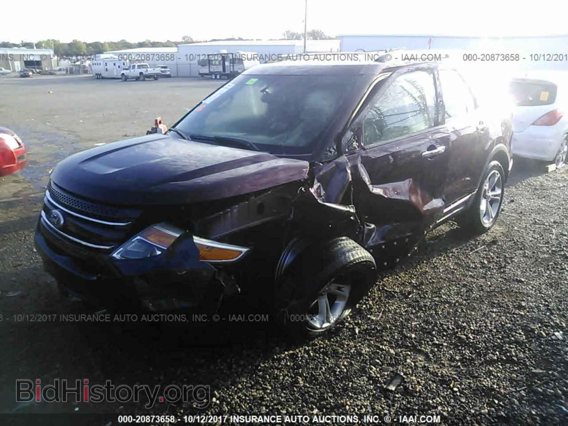 2011 Ford Explorer - VIN: 1FMHK7F84BGA19451 - Фото 2
