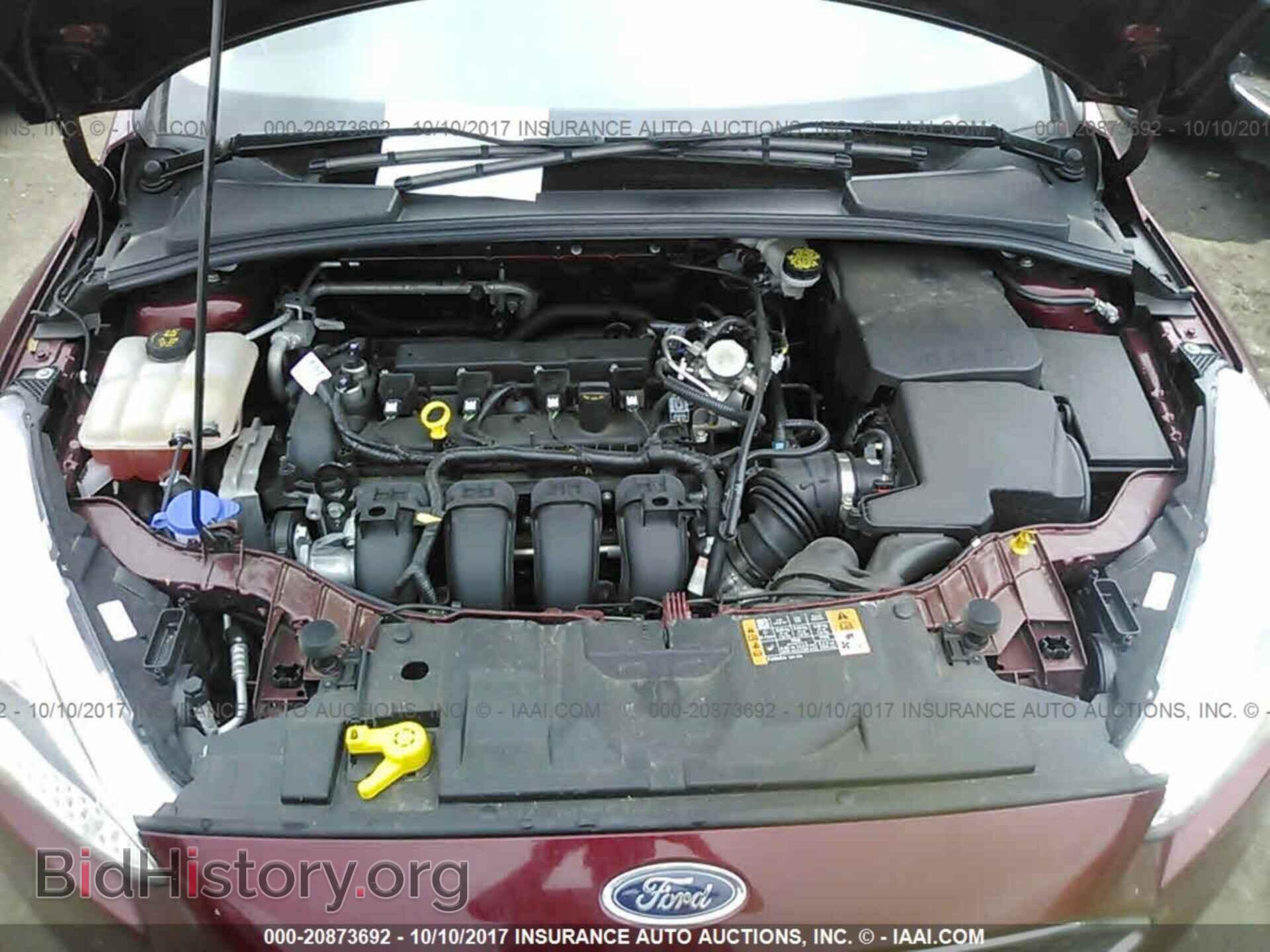 2016 Ford Focus - VIN: 1FADP3F23GL394972 - Photo 10