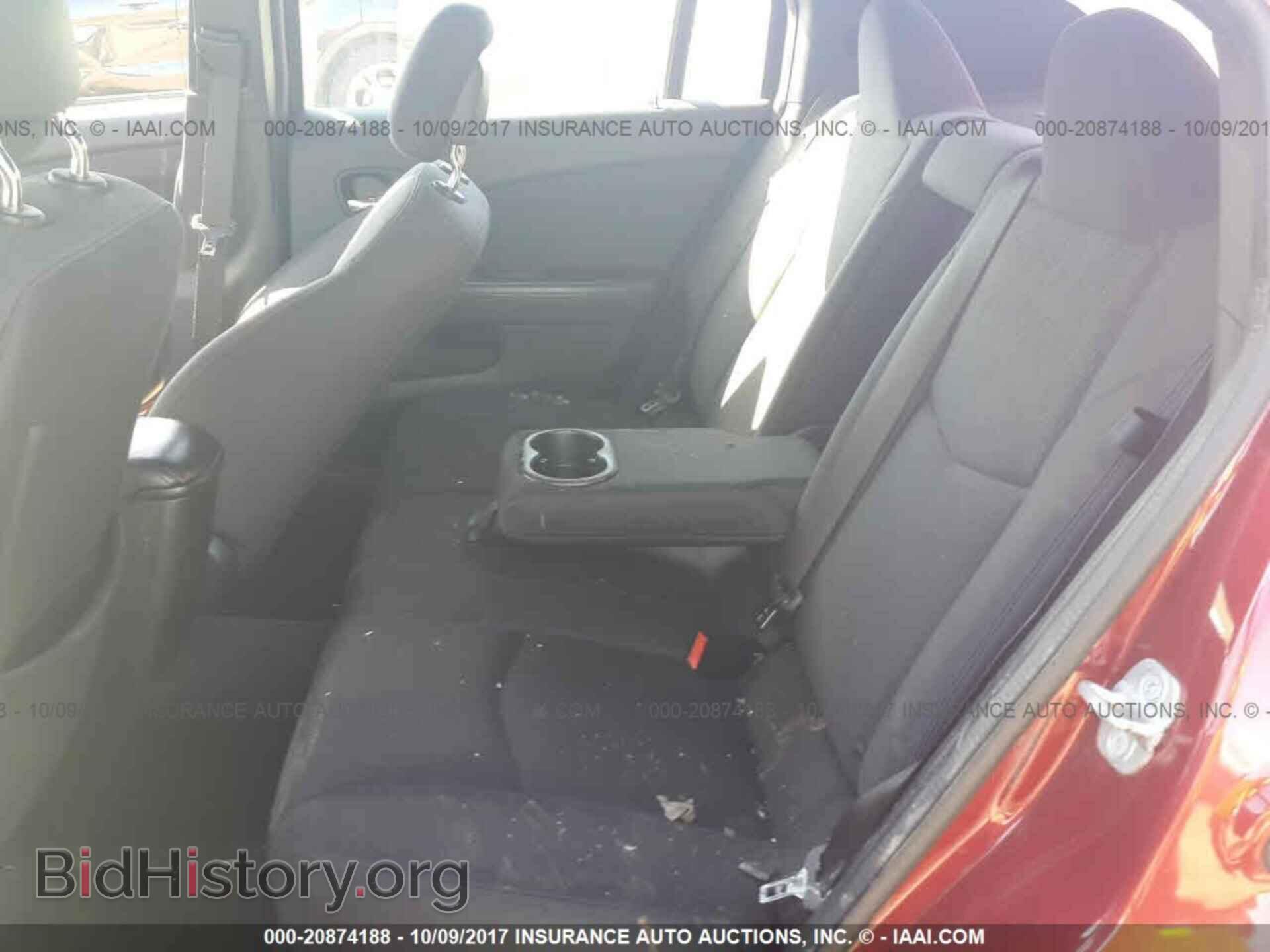 2013 Chrysler 200 - VIN: 1C3CCBAB7DN559512 - Photo 8