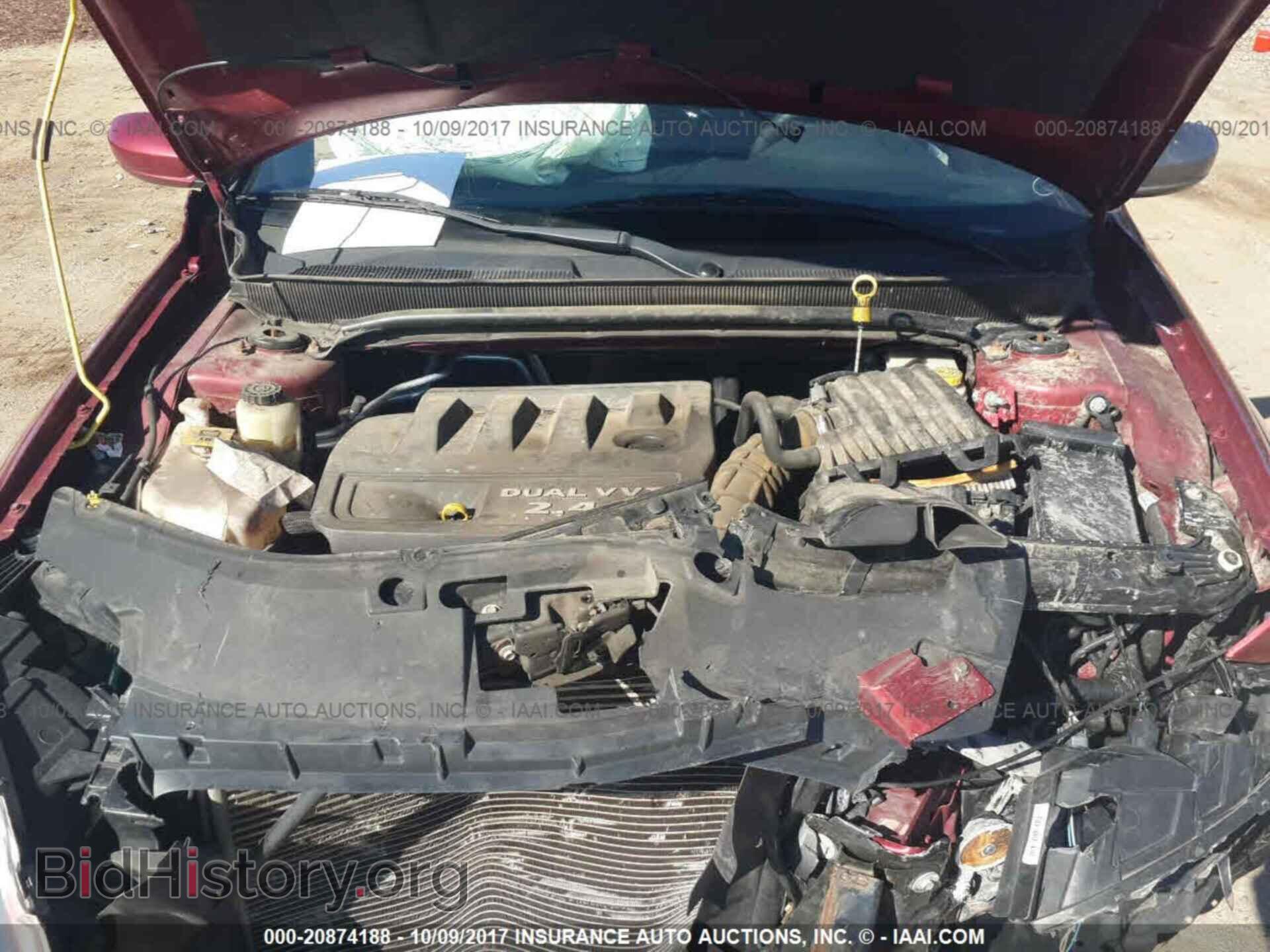 2013 Chrysler 200 - VIN: 1C3CCBAB7DN559512 - Photo 10