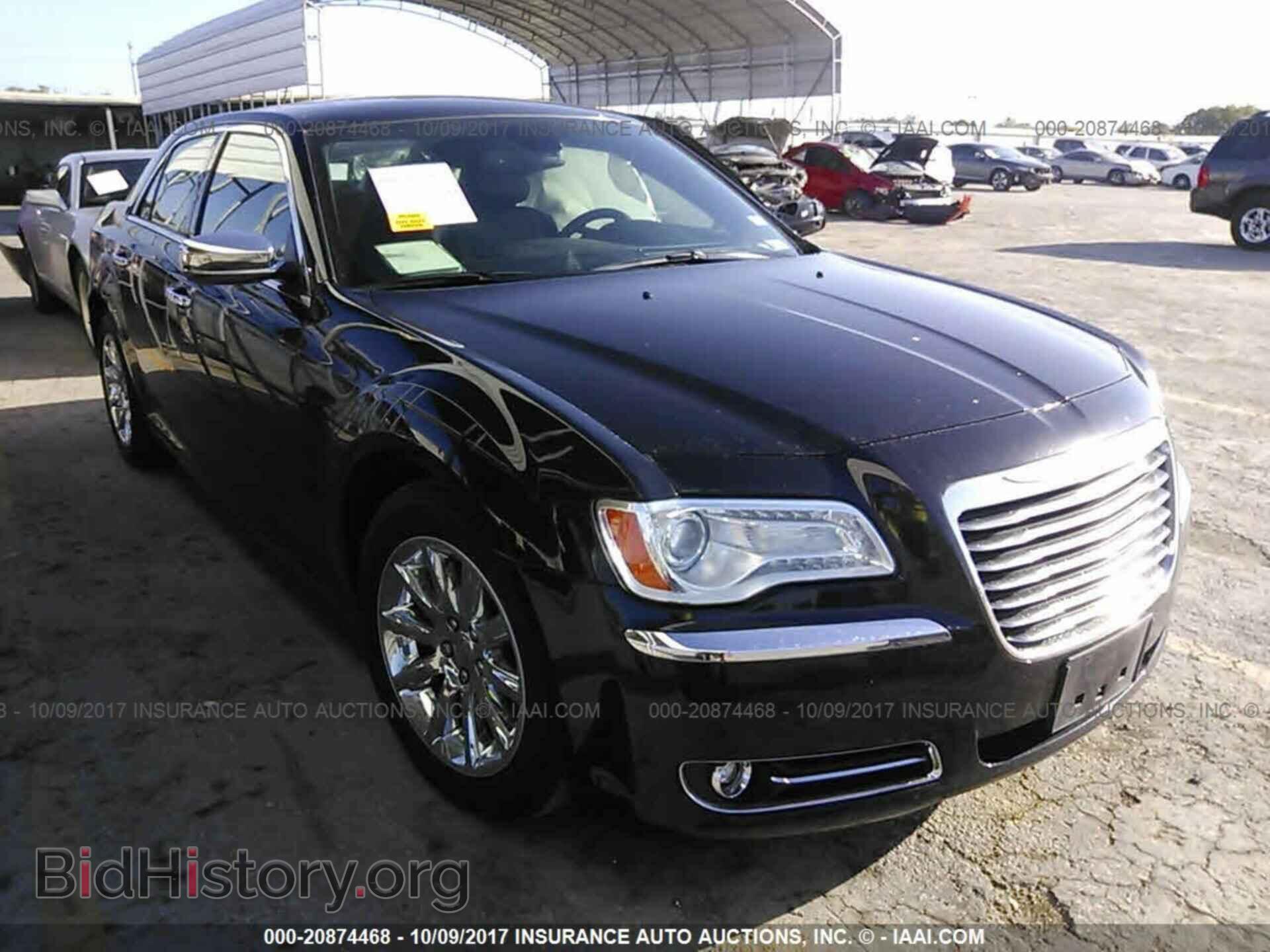 Фотография 2C3CCAET7CH253205 - Chrysler 300c 2012