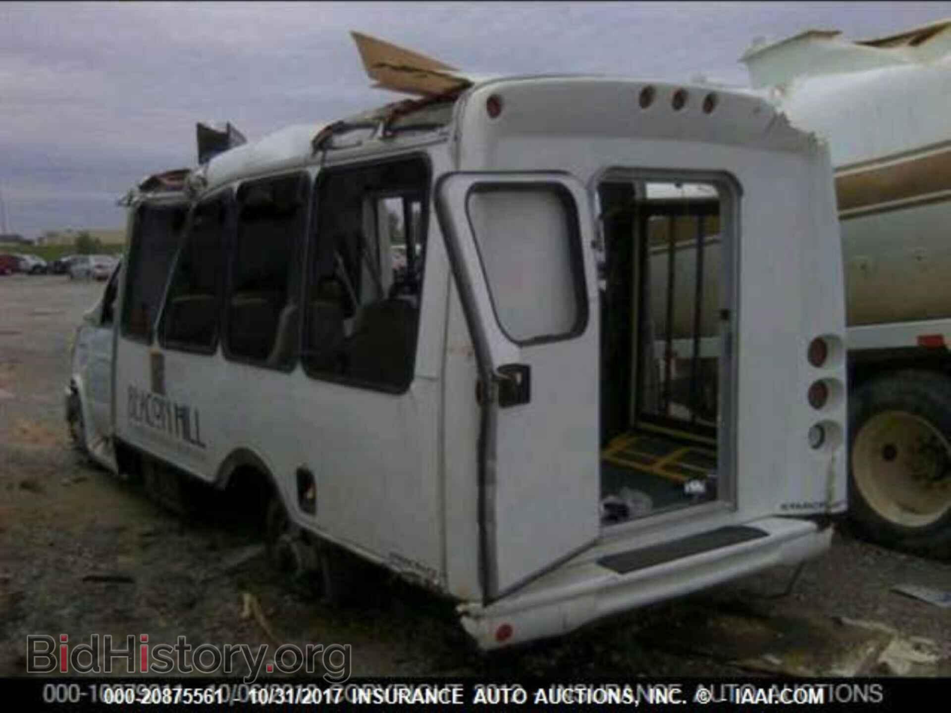 2011 Ford Econoline - VIN: 1FDWE3FL4BDA29832 - Фото 4