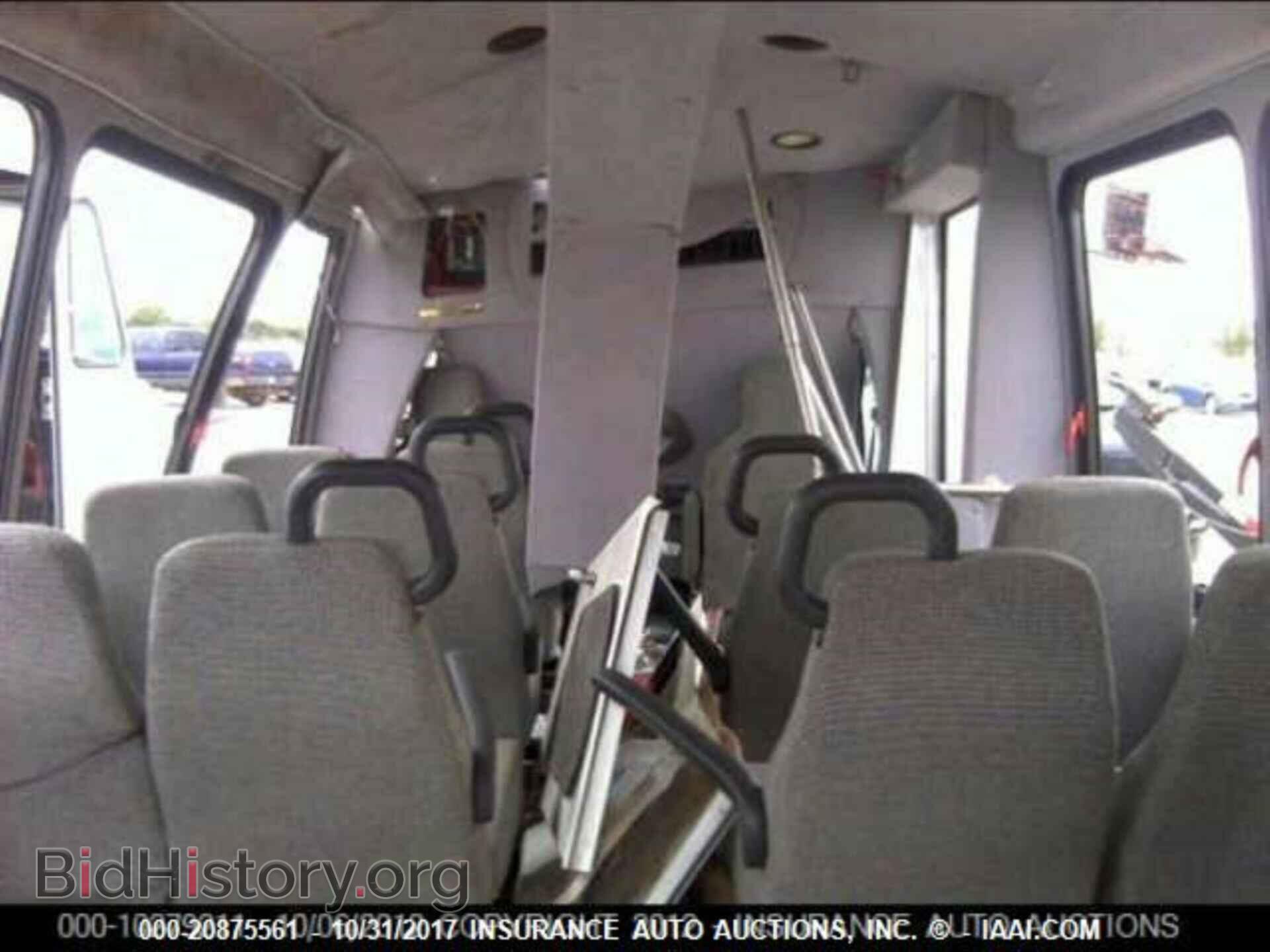 2011 Ford Econoline - VIN: 1FDWE3FL4BDA29832 - Фото 7