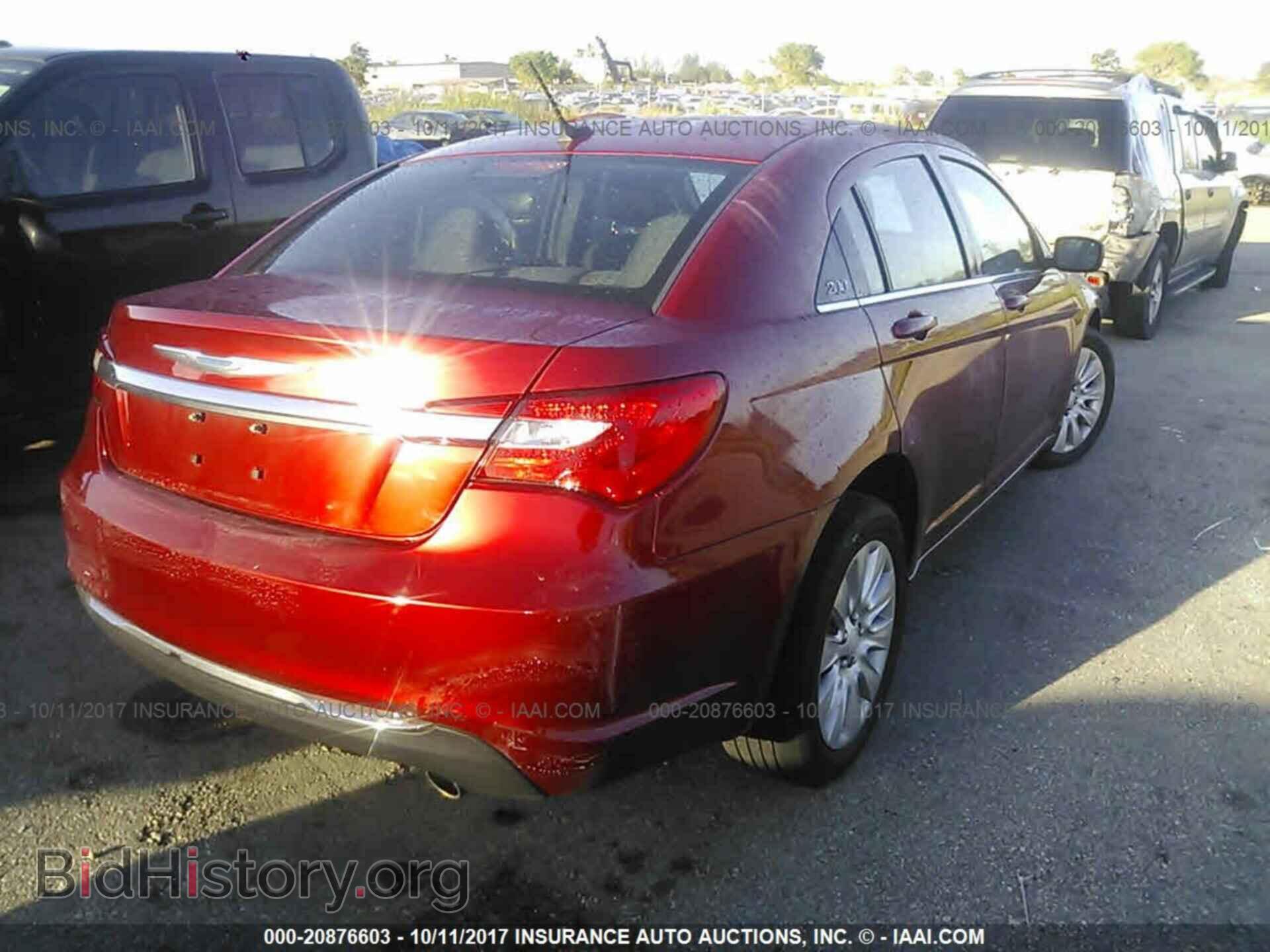 2014 Chrysler 200 - VIN: 1C3CCBAG4EN164281 - Фото 4