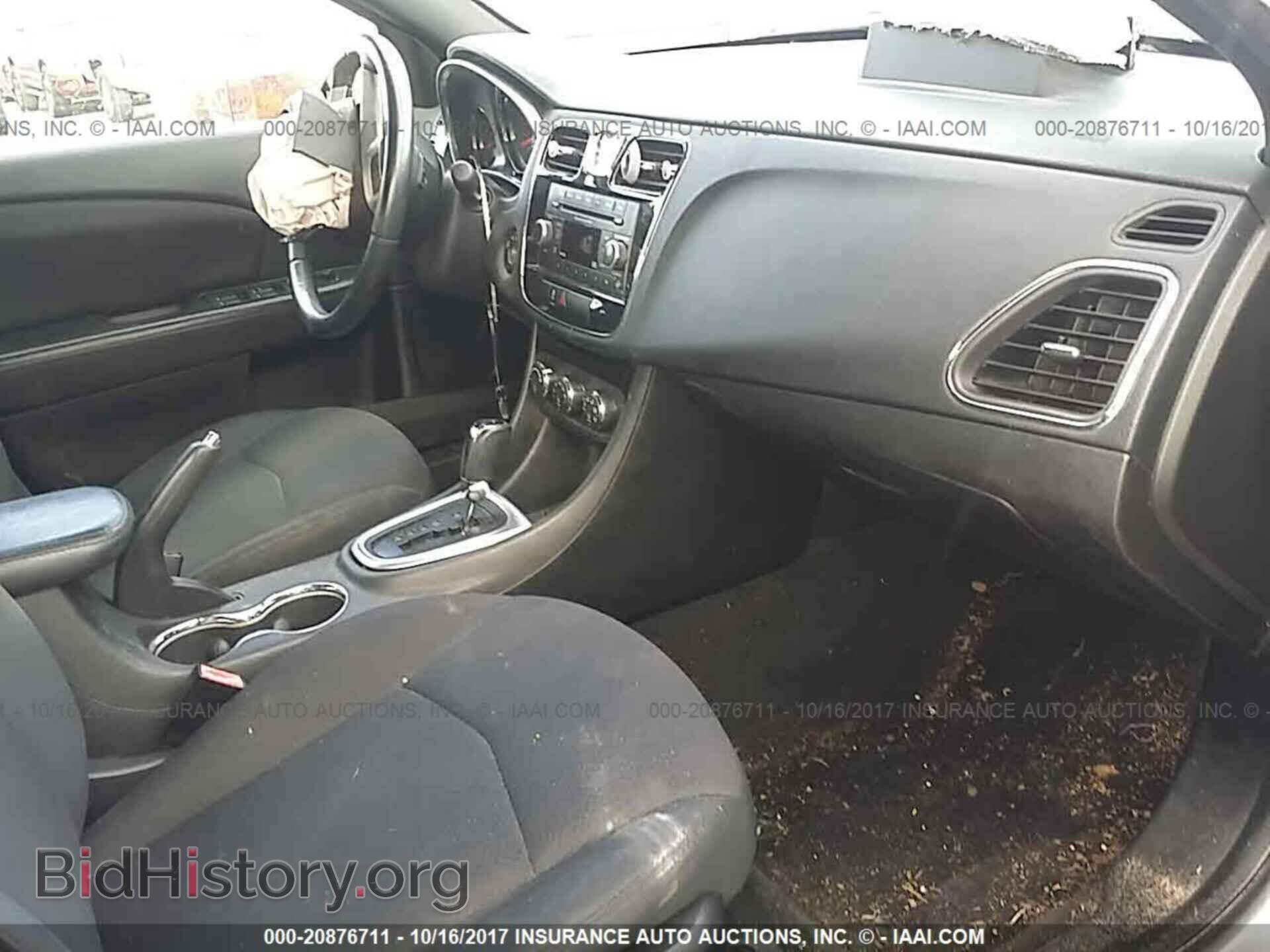 2013 Chrysler 200 - VIN: 1C3CCBBG1DN556261 - Photo 5