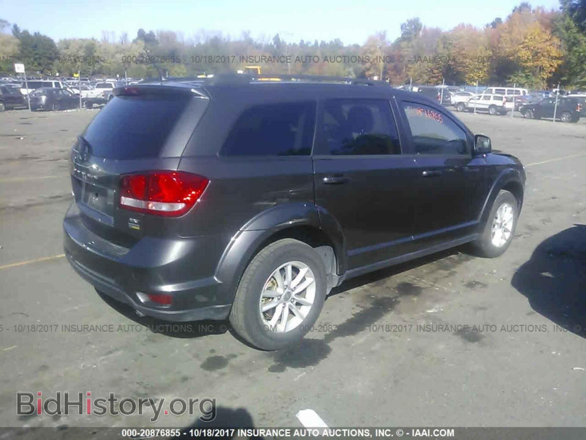 2017 Dodge Journey - VIN: 3C4PDCBG8HT571880 - Фото 4