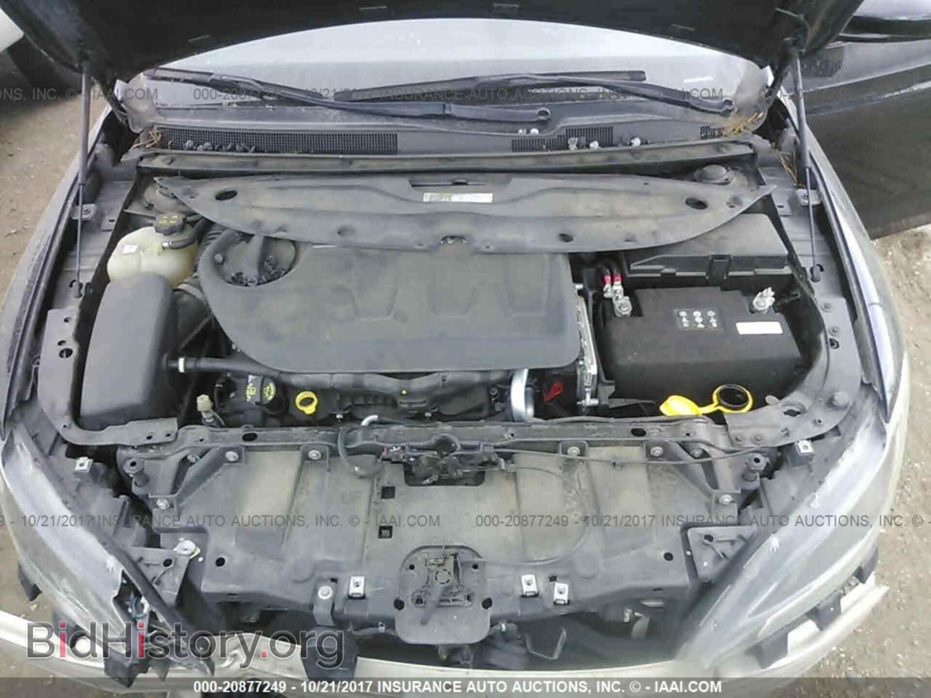 2015 Chrysler 200 - VIN: 1C3CCCBGXFN532744 - Photo 10