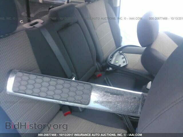 2012 Dodge Ram 1500 - VIN: 1C6RD7LT4CS270083 - Фото 8