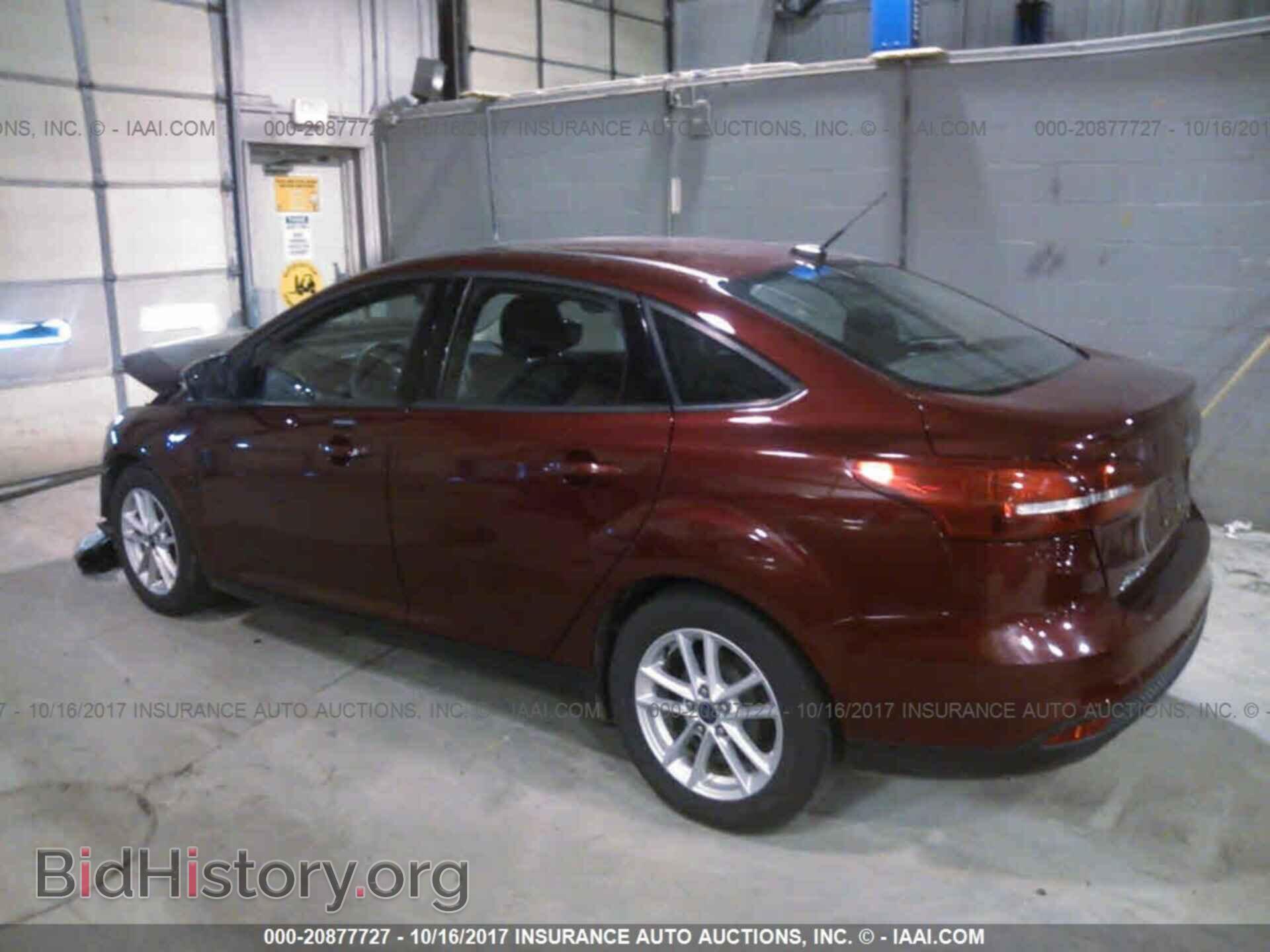 2015 Ford Focus - VIN: 1FADP3F26FL222644 - Photo 3