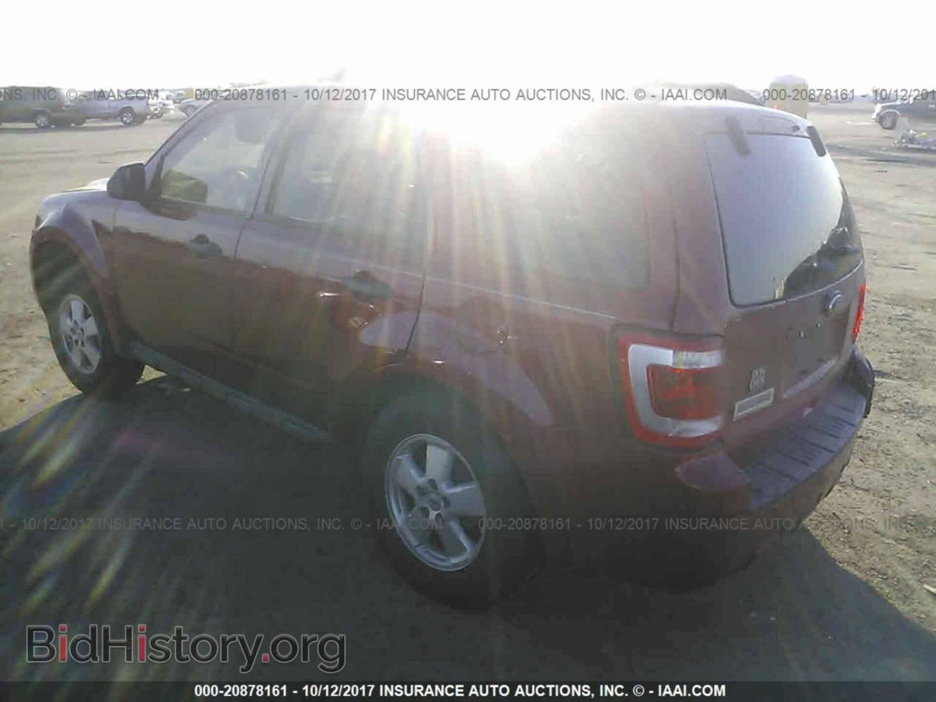 2012 Ford Escape - VIN: 1FMCU0C78CKC42775 - Photo 3