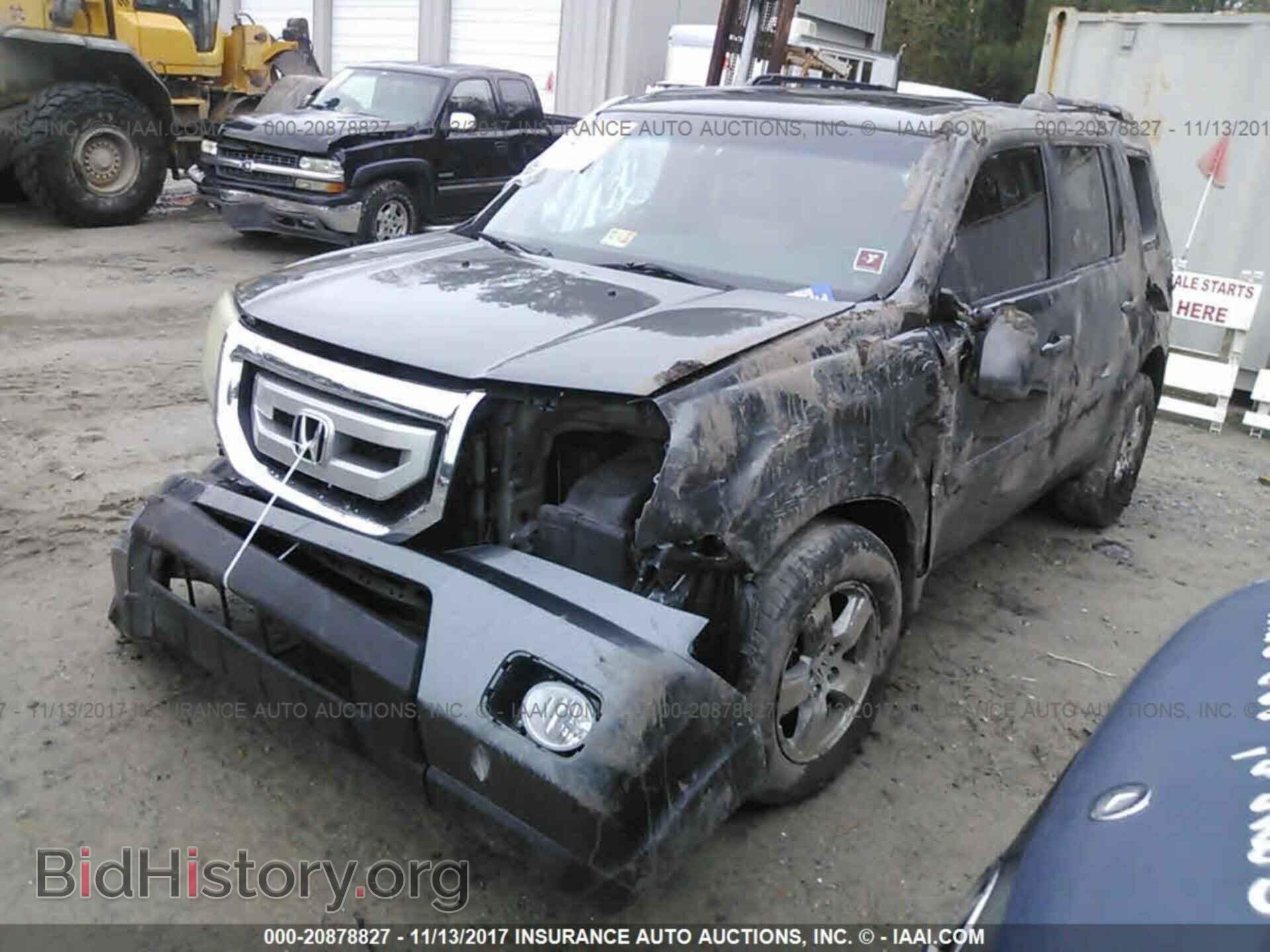 2011 Honda Pilot - VIN: 5FNYF3H50BB001866 - Фото 2