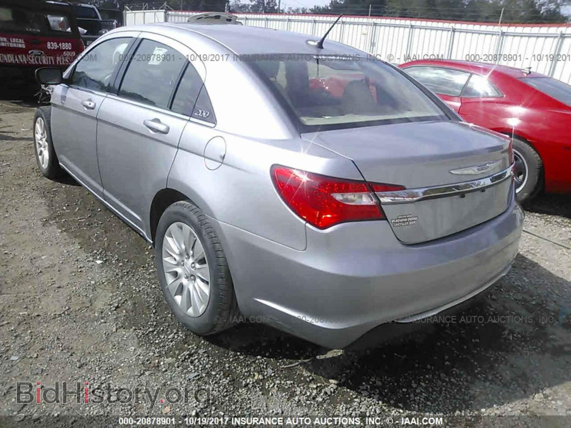 2013 Chrysler 200 - VIN: 1C3CCBAB8DN561995 - Photo 3
