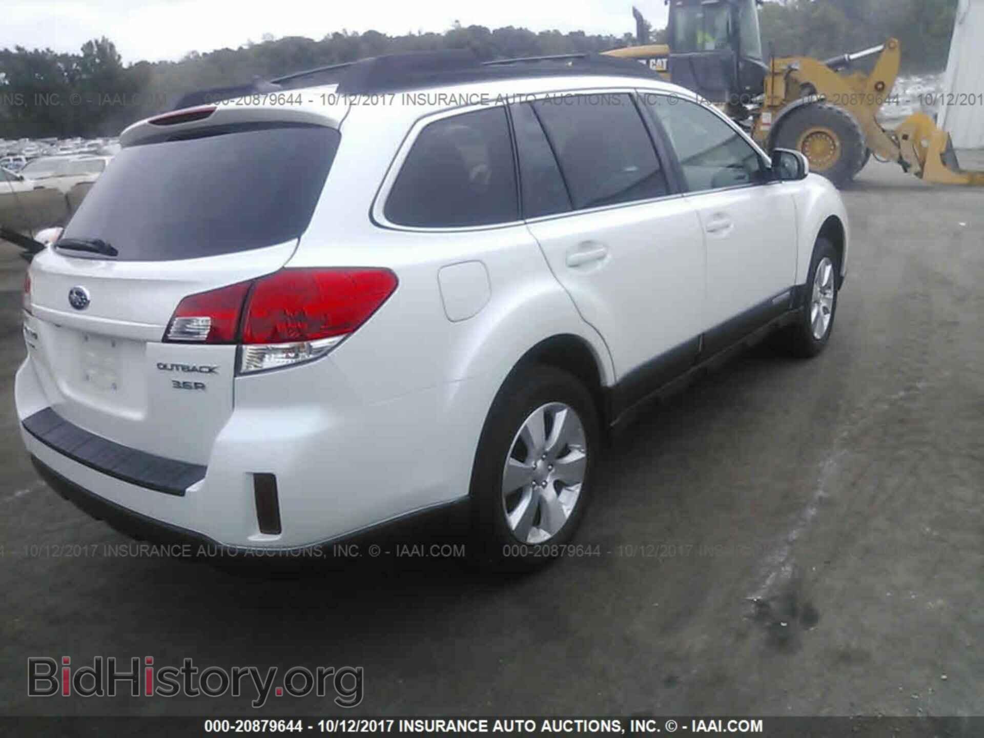 2011 Subaru Outback - VIN: 4S4BRDKC3B2348407 - Фото 4
