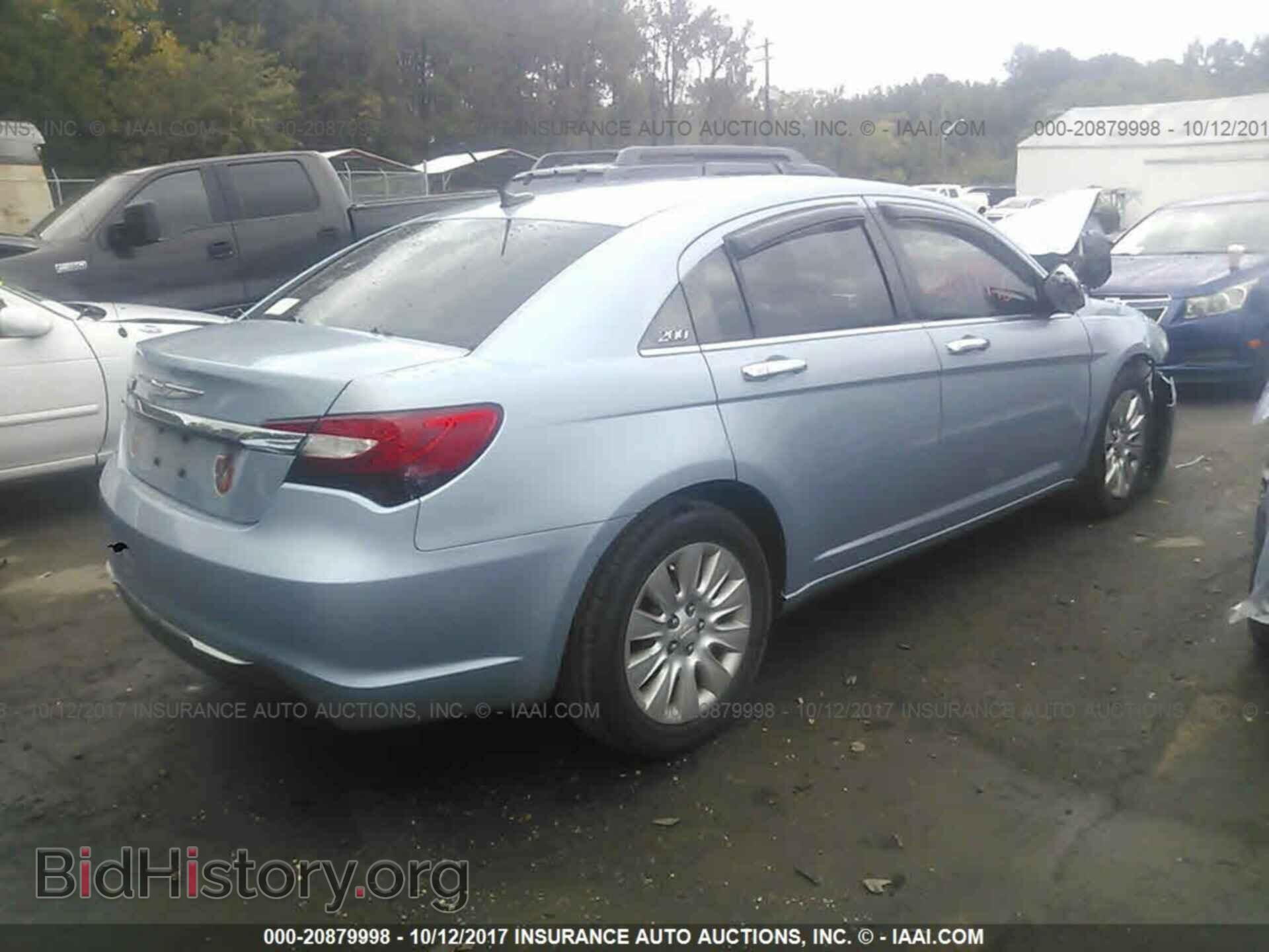 2012 Chrysler 200 - VIN: 1C3CCBAB6CN162811 - Фото 4