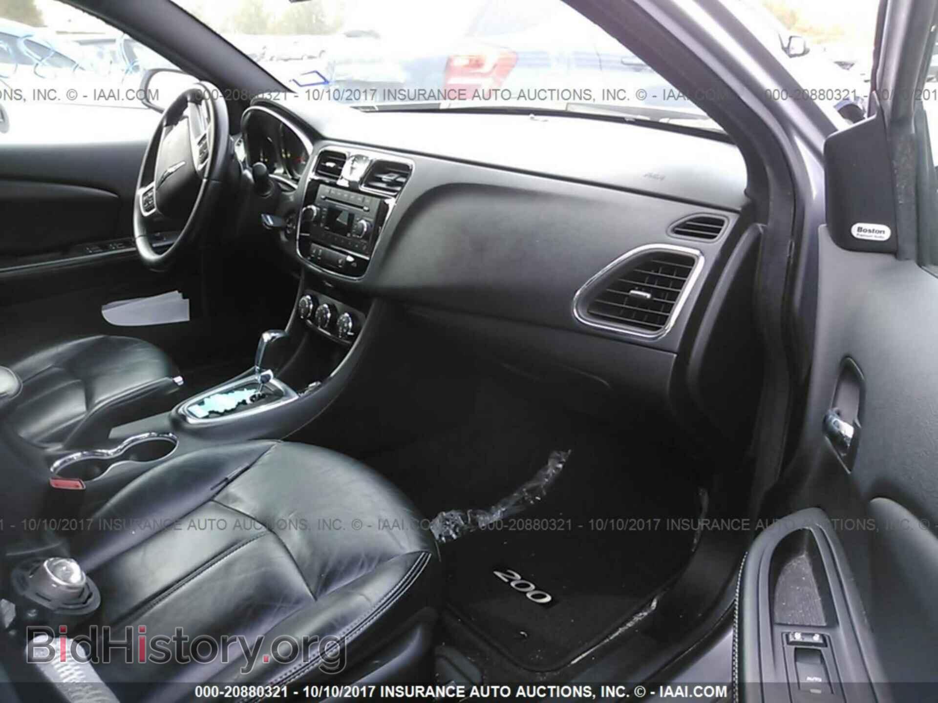 2013 Chrysler 200 - VIN: 1C3CCBCG1DN555593 - Photo 5
