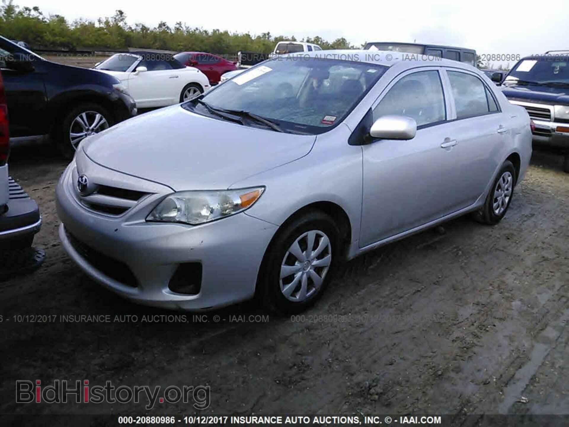 2013 Toyota Corolla - VIN: 2T1BU4EEXDC962603 - Photo 2