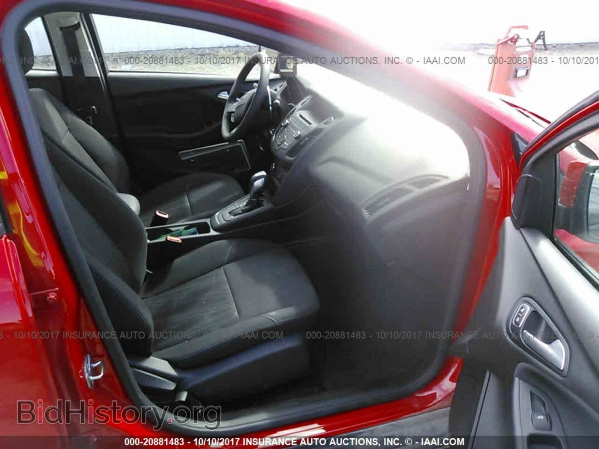 2016 Ford Focus - VIN: 1FADP3F22GL275357 - Фото 5