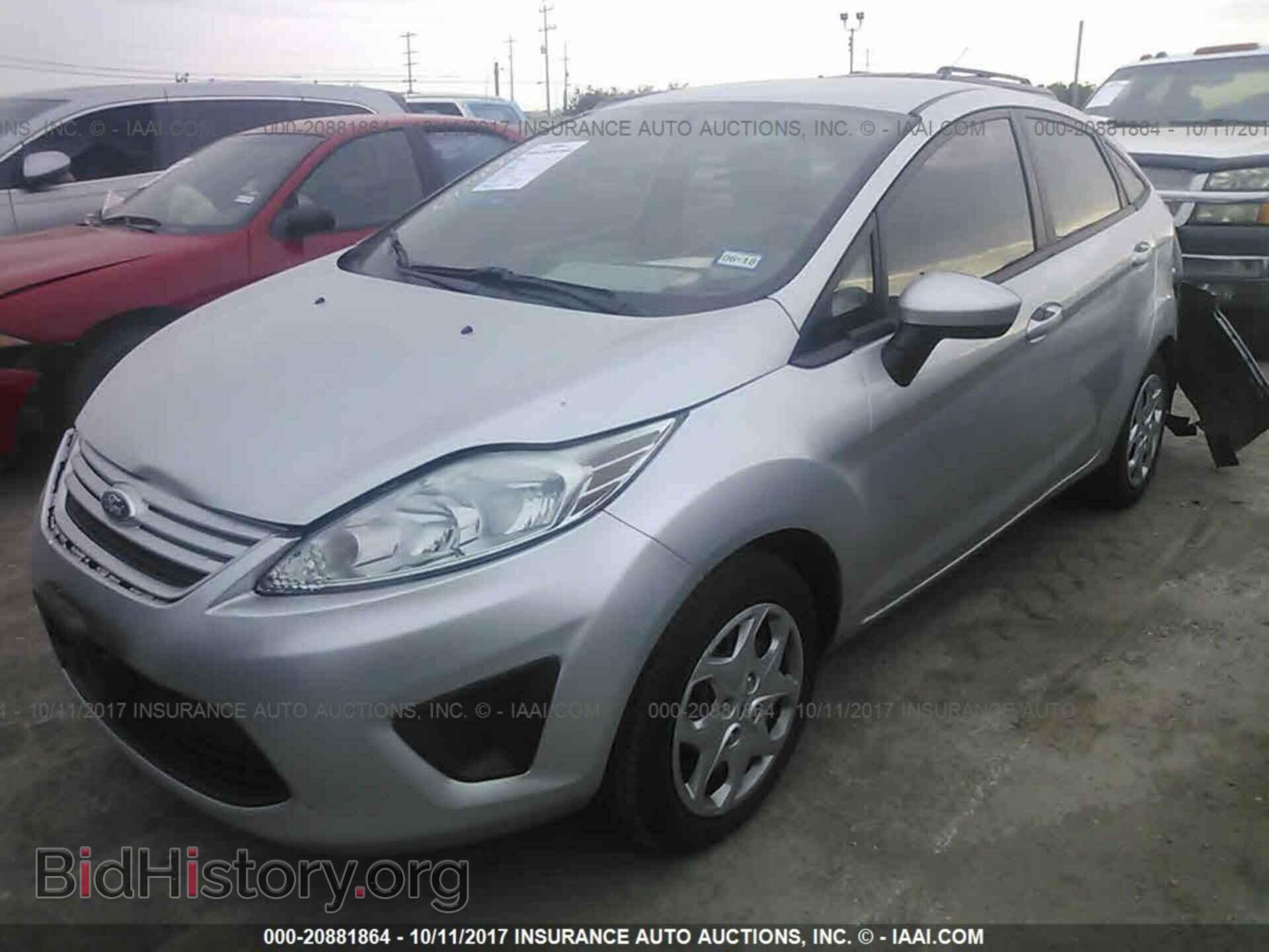 2012 Ford Fiesta - VIN: 3FADP4AJ9CM187161 - Фото 2