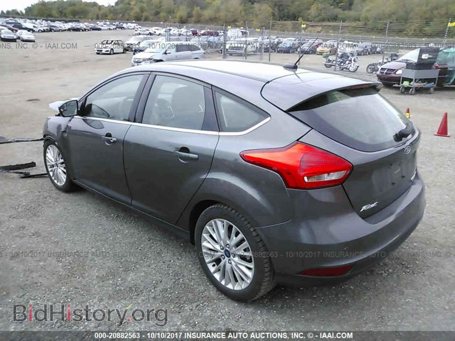 2015 Ford Focus - VIN: 1FADP3N2XFL247449 - Photo 3