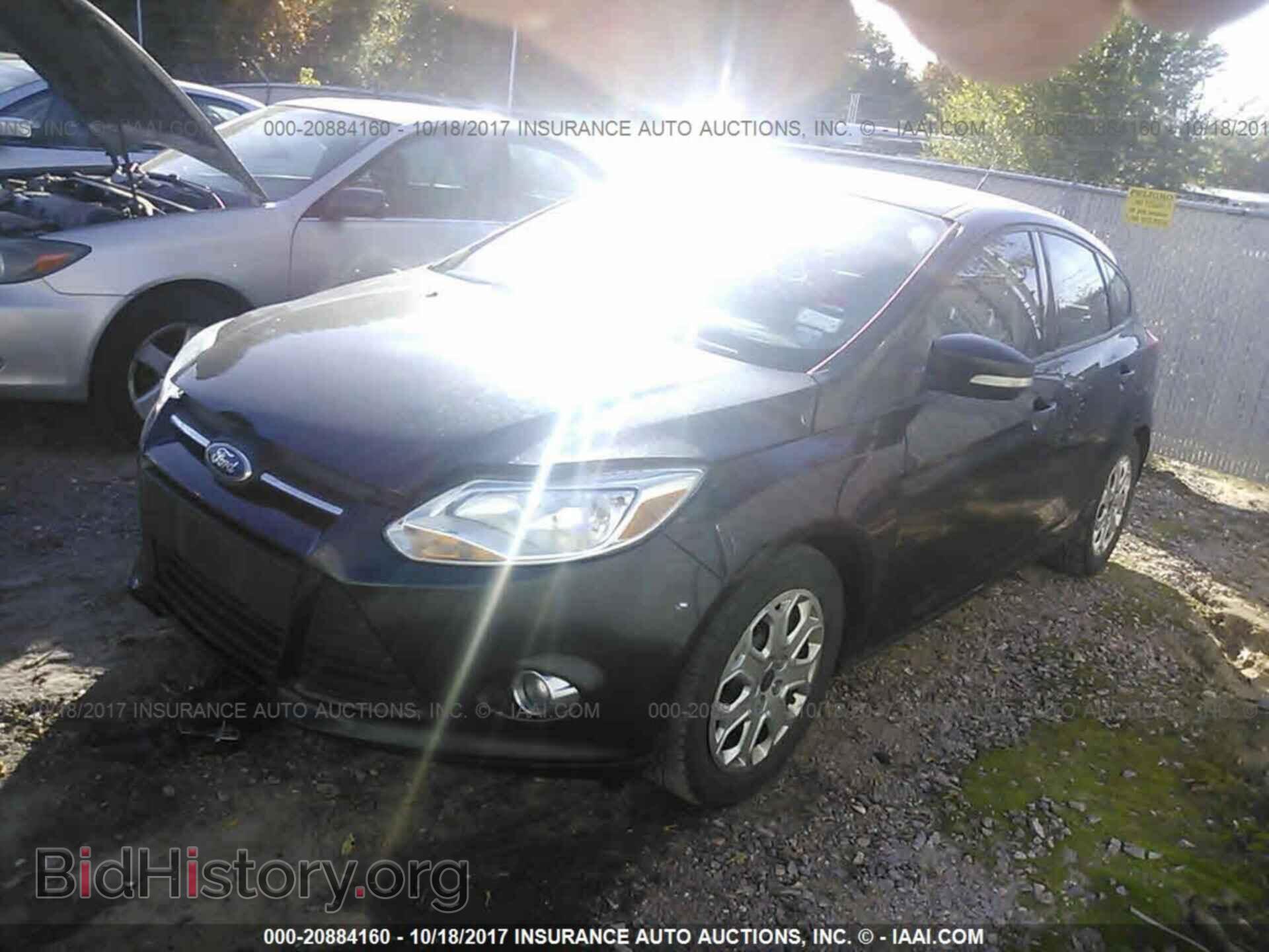 2012 Ford Focus - VIN: 1FAHP3K25CL103955 - Photo 2
