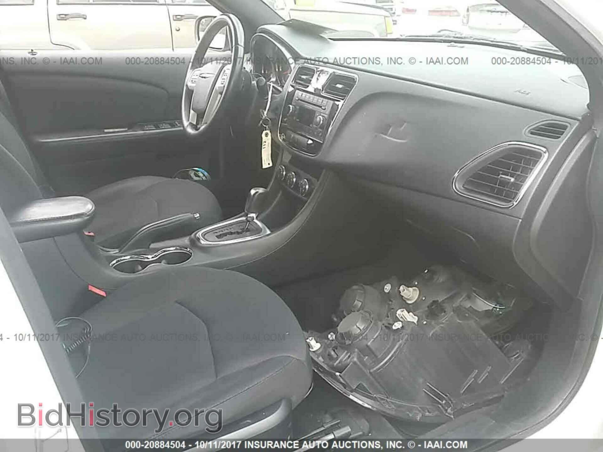 2013 Chrysler 200 - VIN: 1C3CCBBG8DN531731 - Фото 5