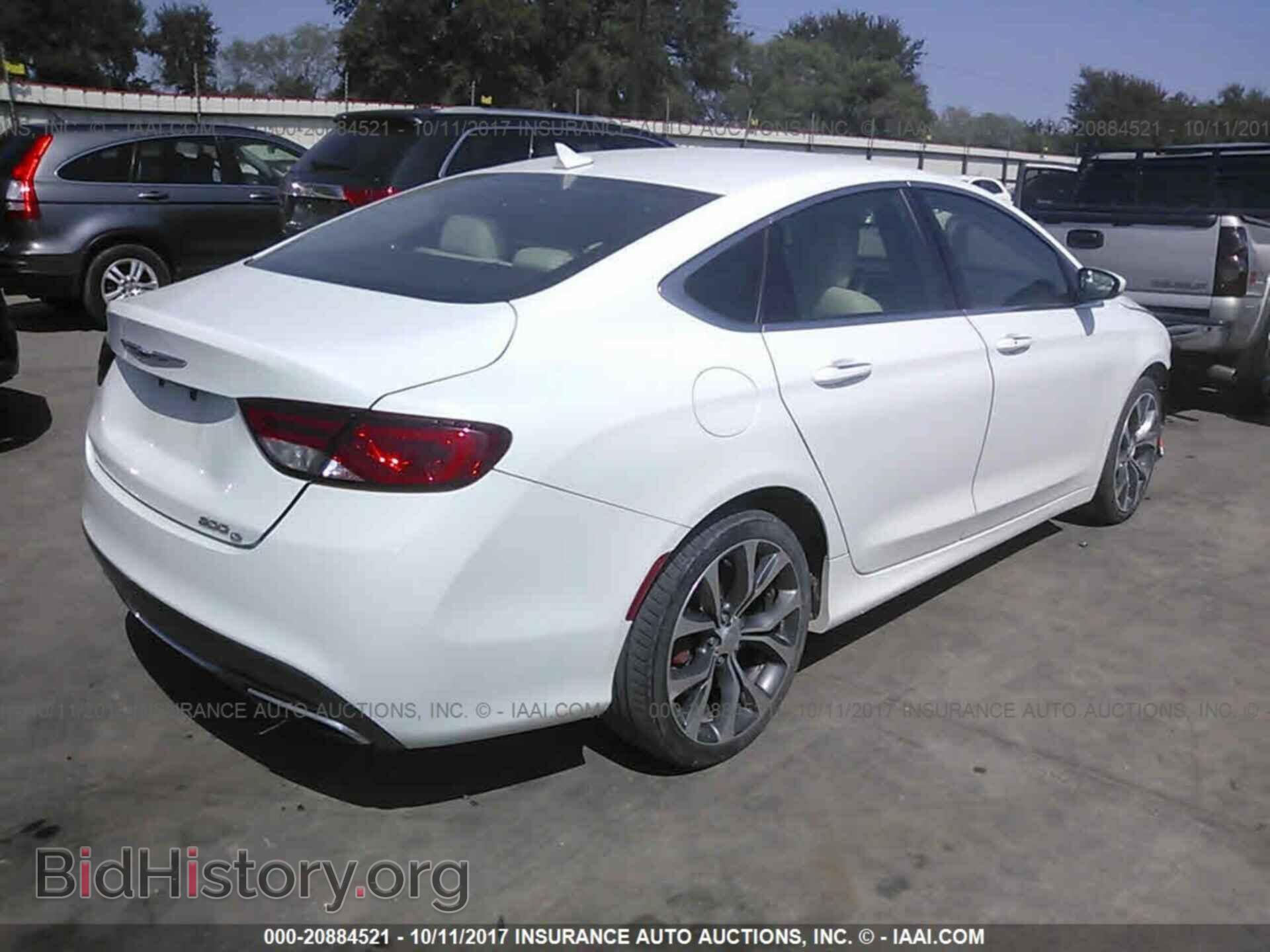 2015 Chrysler 200 - VIN: 1C3CCCCG1FN519895 - Photo 4