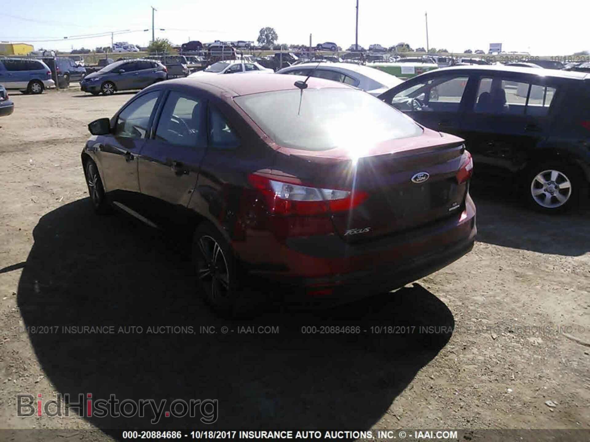 2014 Ford Focus - VIN: 1FADP3F25EL270599 - Фото 3