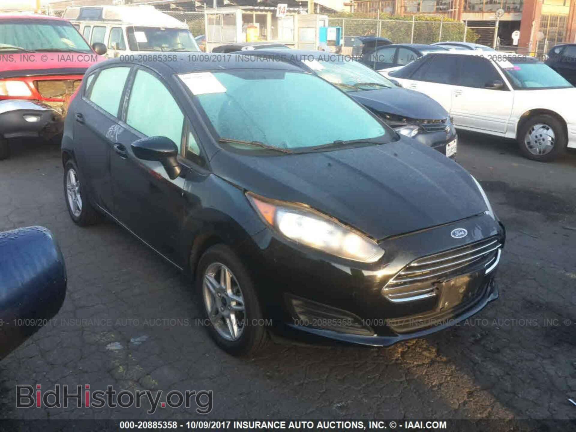 Photo 3FADP4EJ9HM104748 - Ford Fiesta 2017