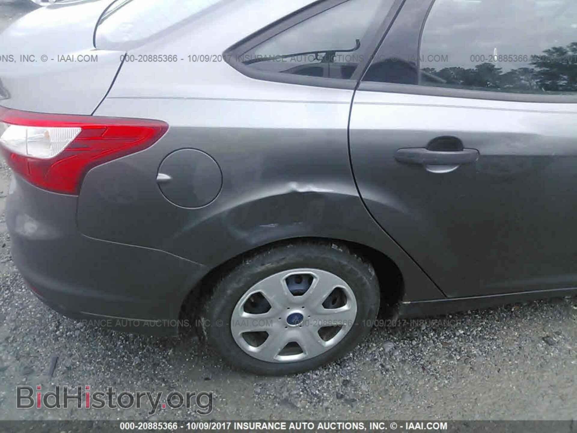 2012 Ford Focus - VIN: 1FAHP3E28CL443497 - Photo 6