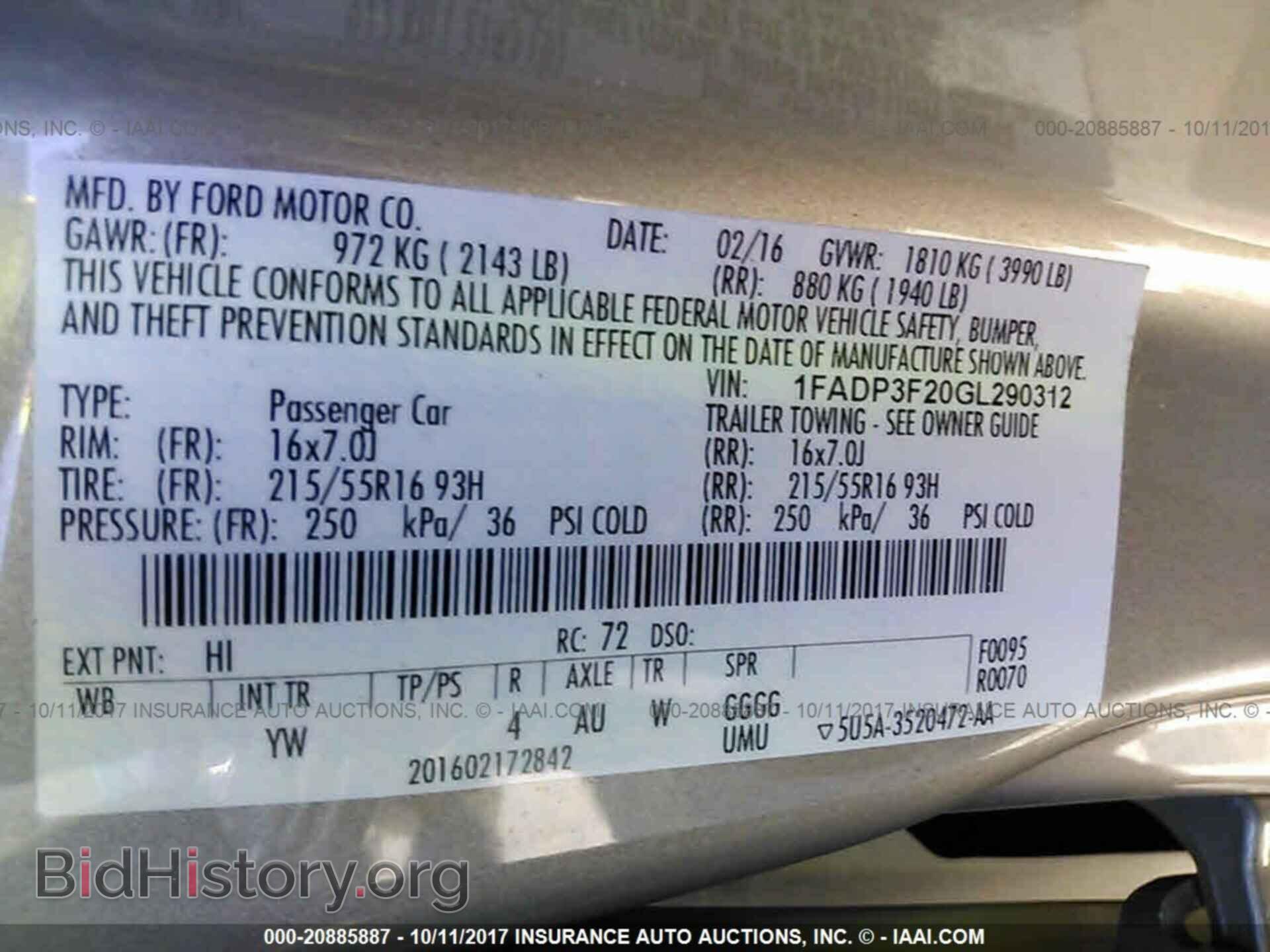 2016 Ford Focus - VIN: 1FADP3F20GL290312 - Photo 9