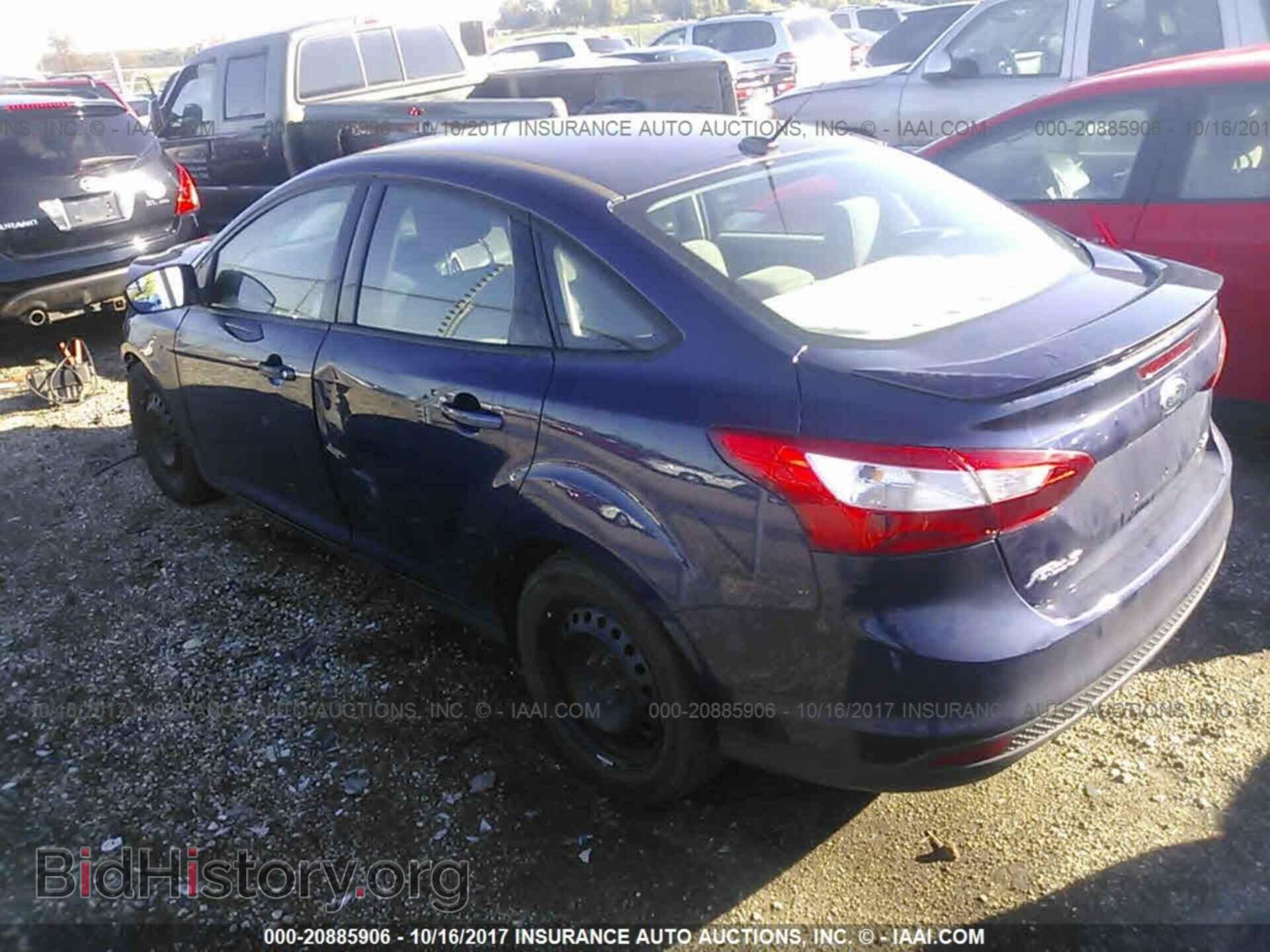 2012 Ford Focus - VIN: 1FAHP3F27CL127152 - Фото 3