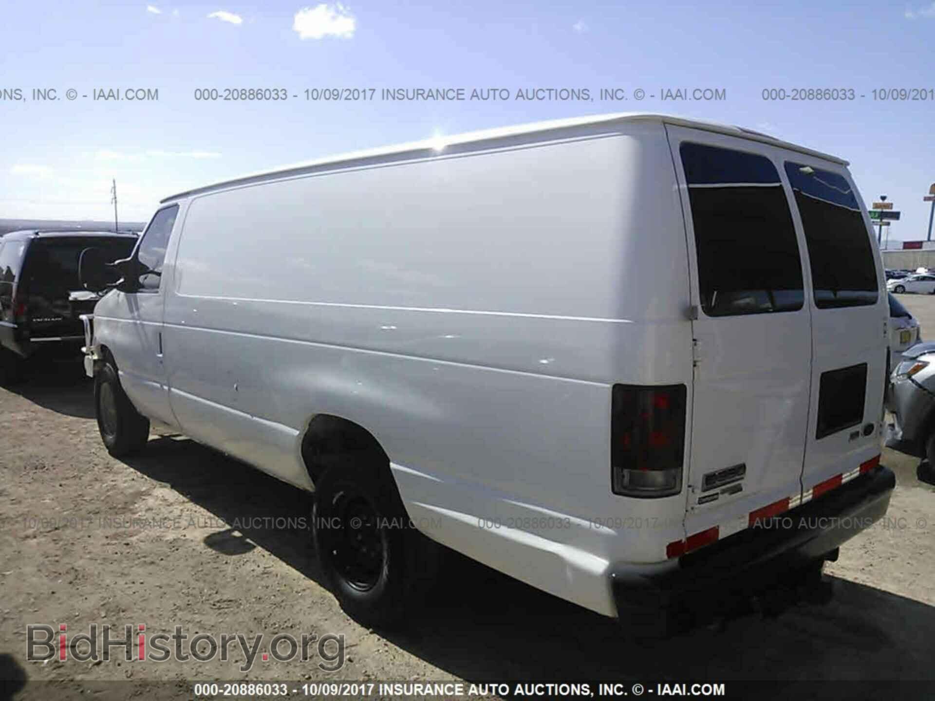 2011 Ford Econoline - VIN: 1FTSS3EL6BDB25507 - Фото 3