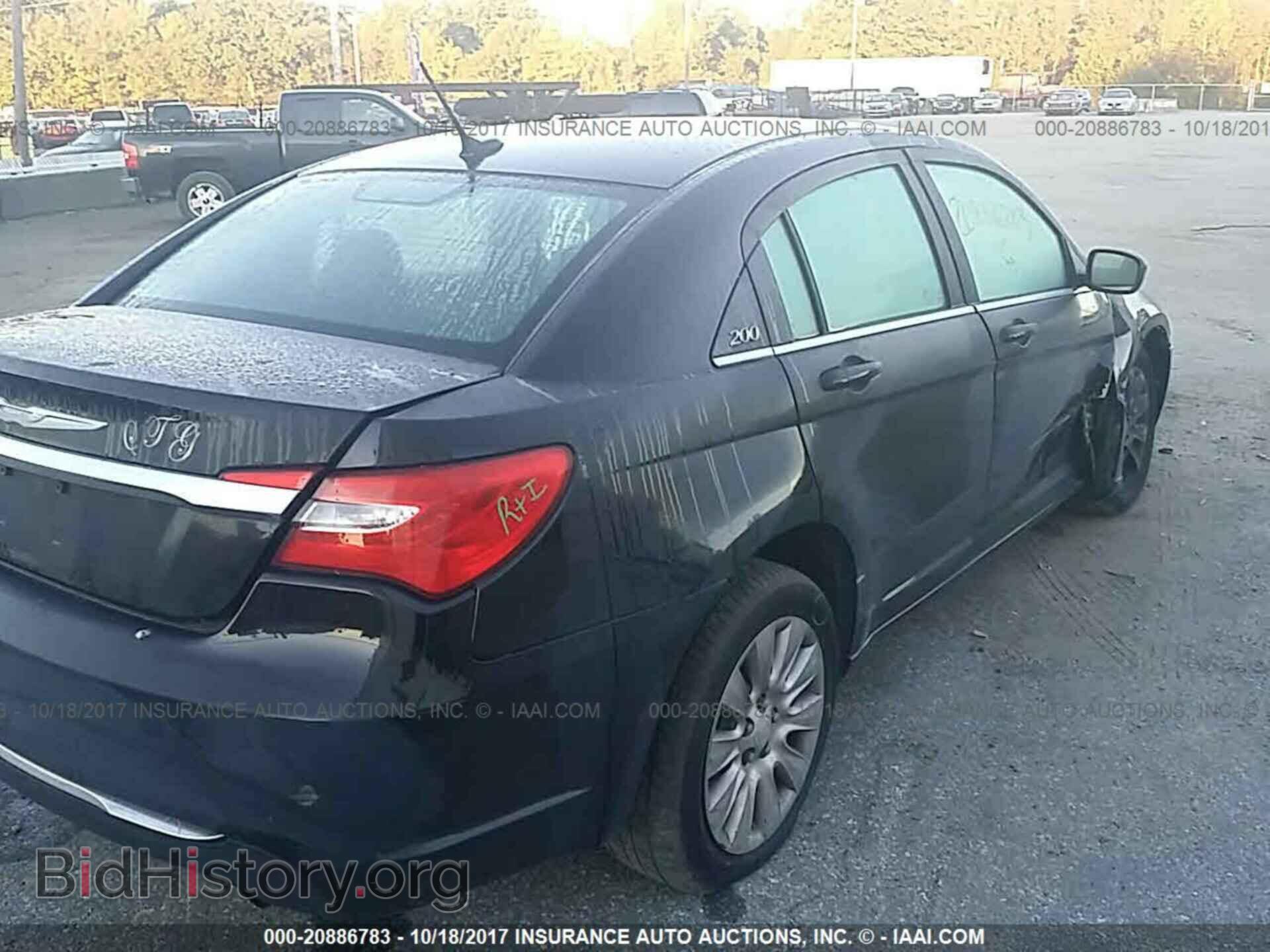 2014 Chrysler 200 - VIN: 1C3CCBAB9EN170727 - Фото 4