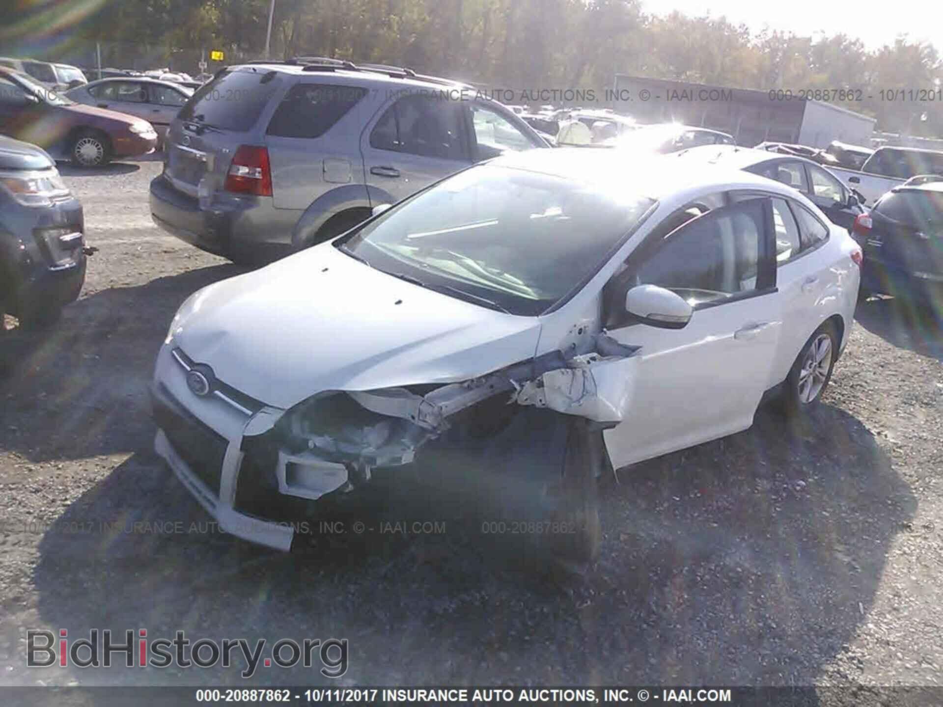 2014 Ford Focus - VIN: 1FADP3F24EL296210 - Photo 2