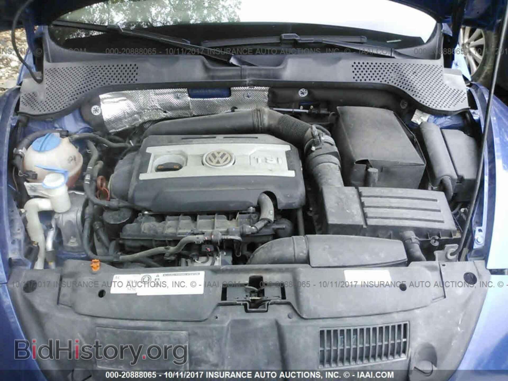 2012 Volkswagen Beetle - VIN: 3VWVA7AT4CM644751 - Фото 10